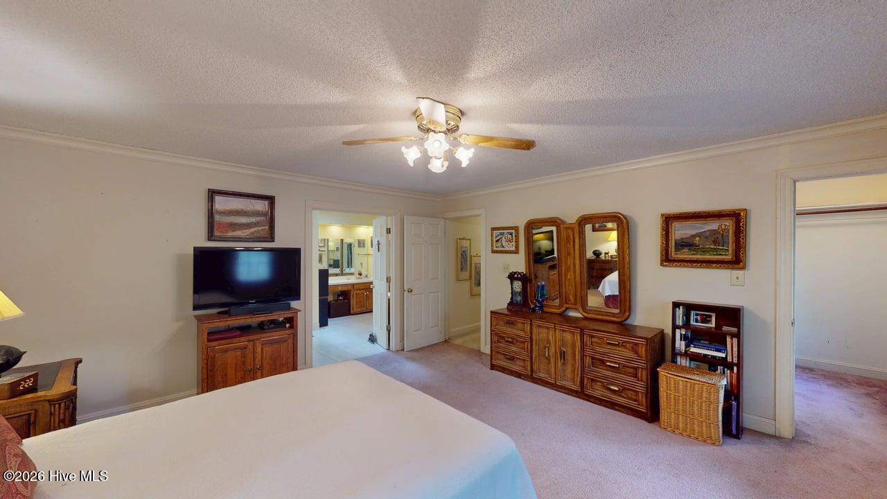 154 S Marion Drive Property Photo 44