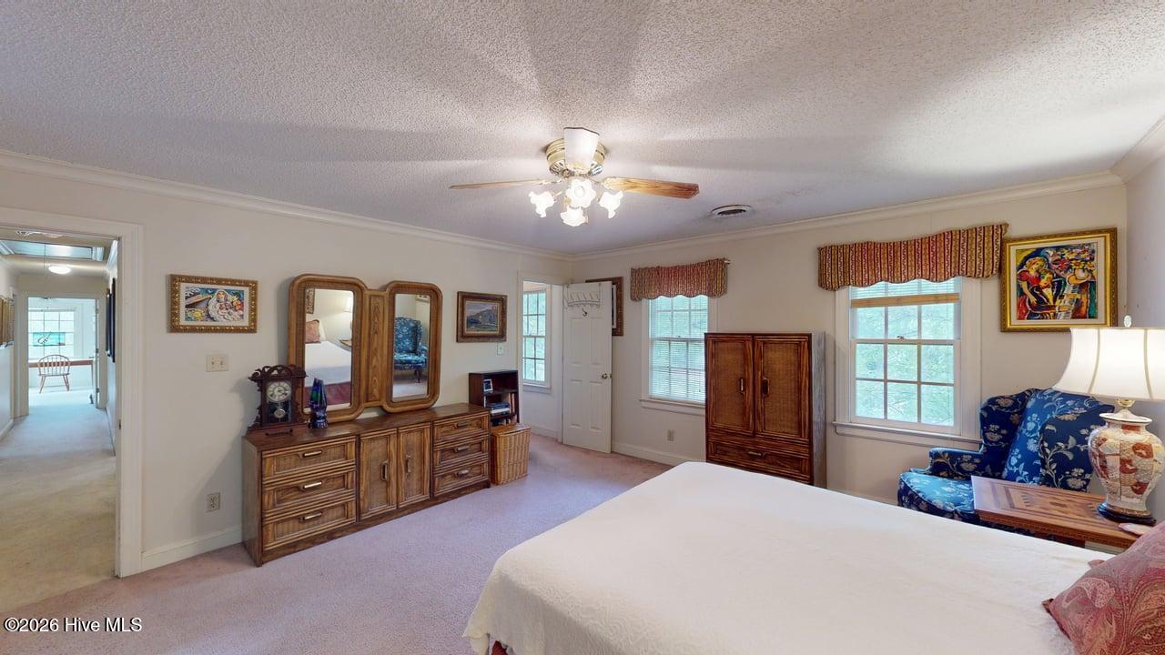 154 S Marion Drive Property Photo 45