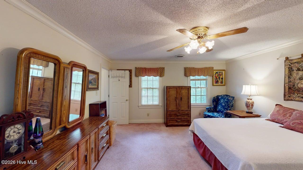154 S Marion Drive Property Photo 46