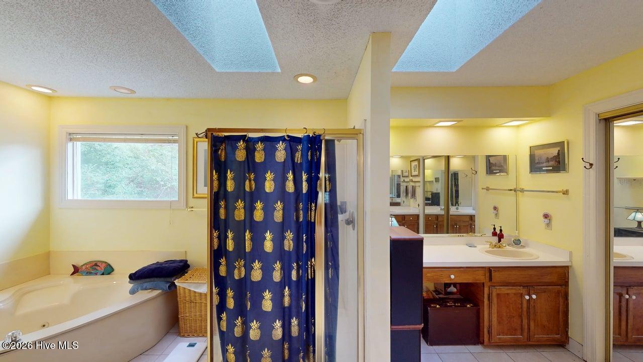 154 S Marion Drive Property Photo 50