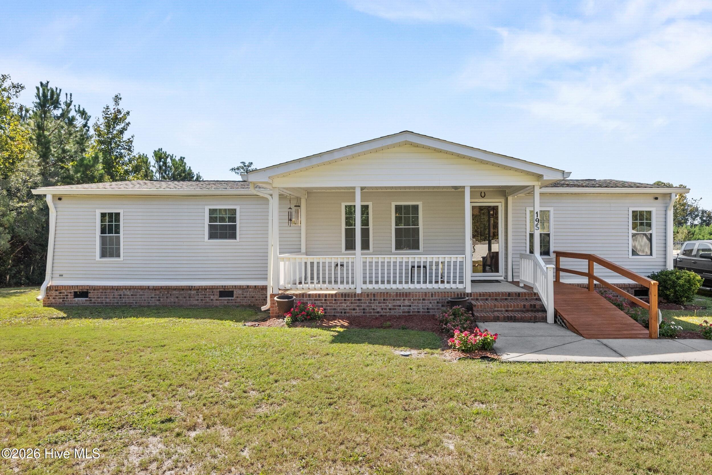 195 Calabash Road Nw Property Photo 1