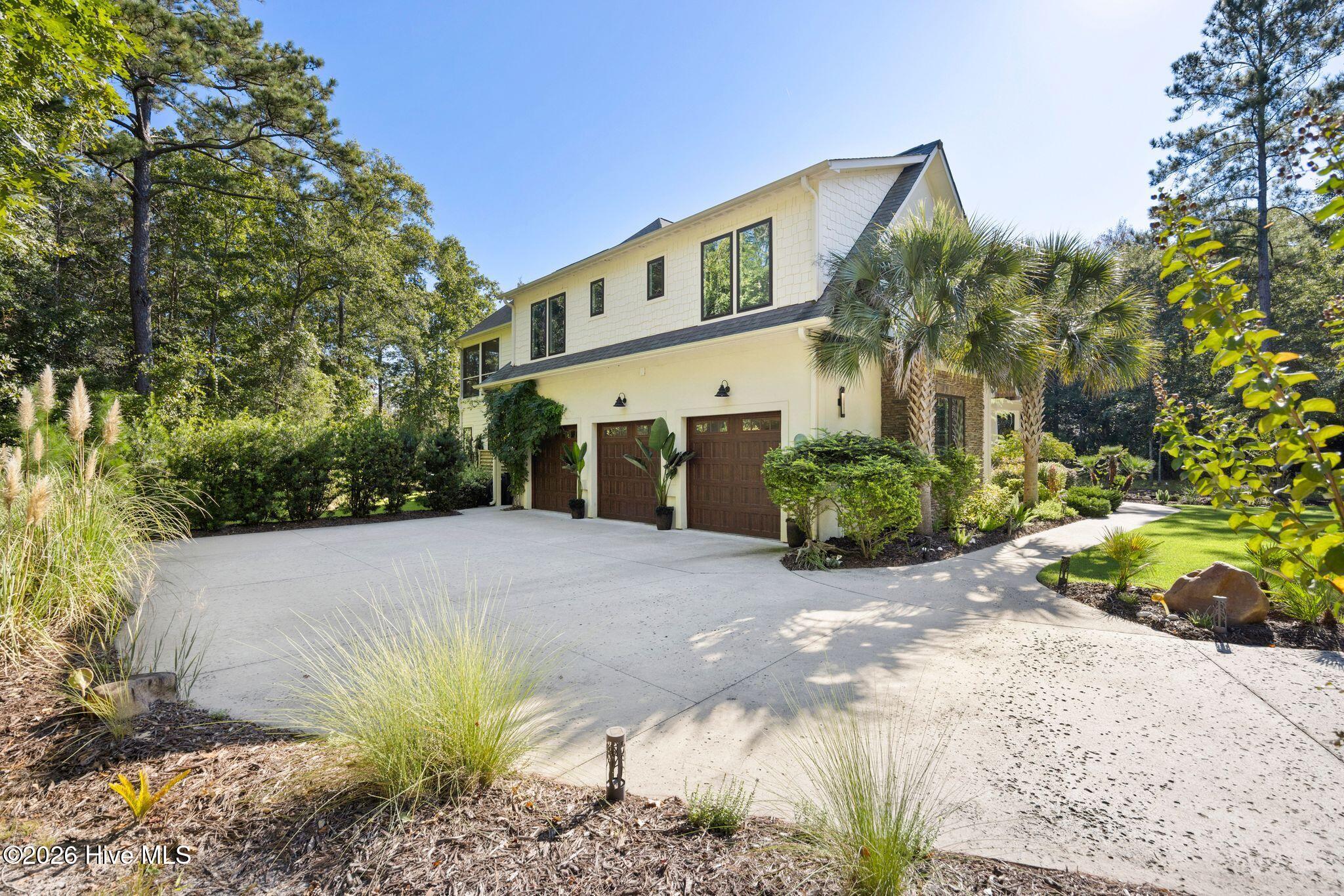 1577 Golden Marsh Court Se Property Photo 5