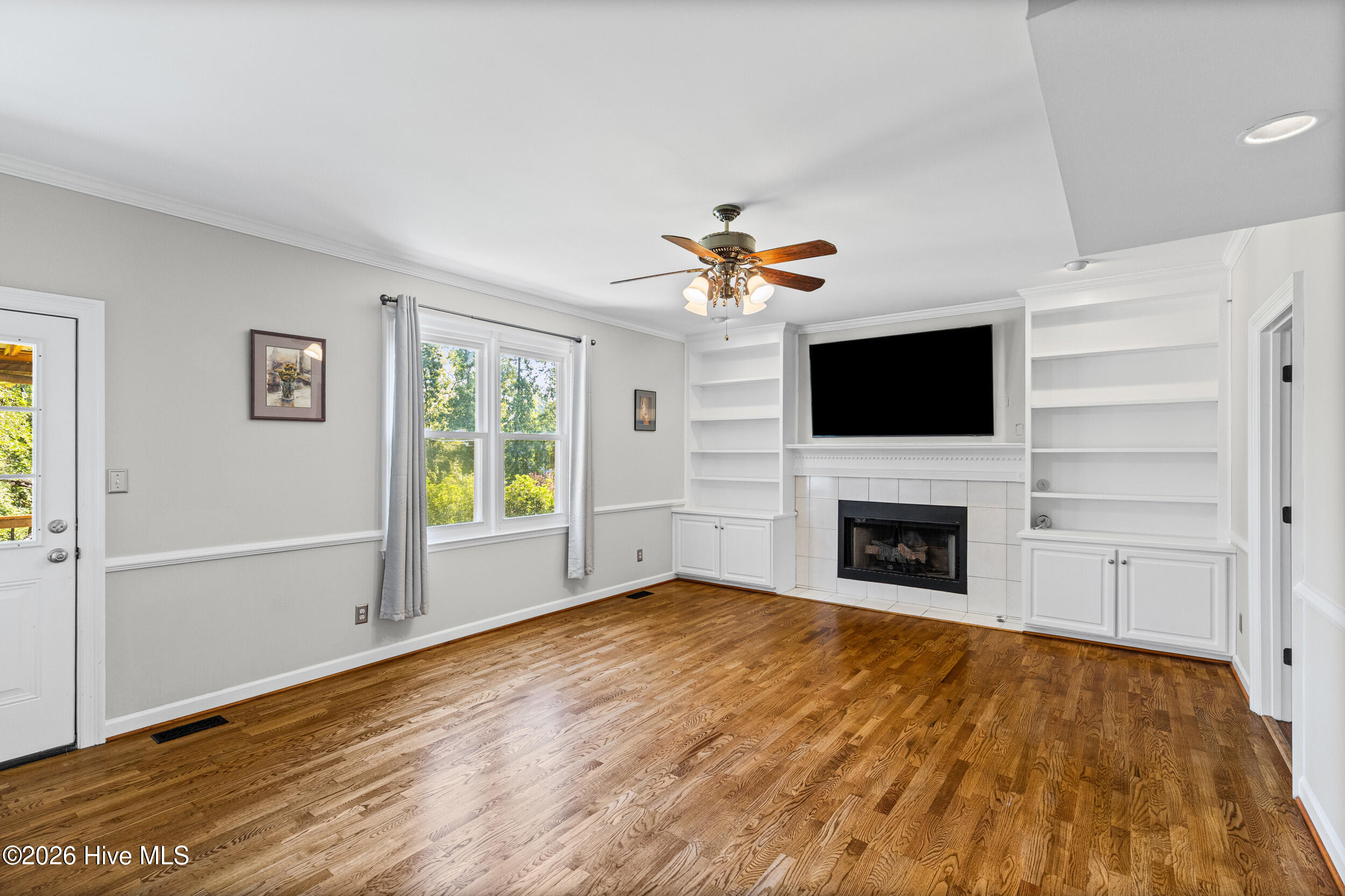 829 Woodberry Drive Property Photo 9