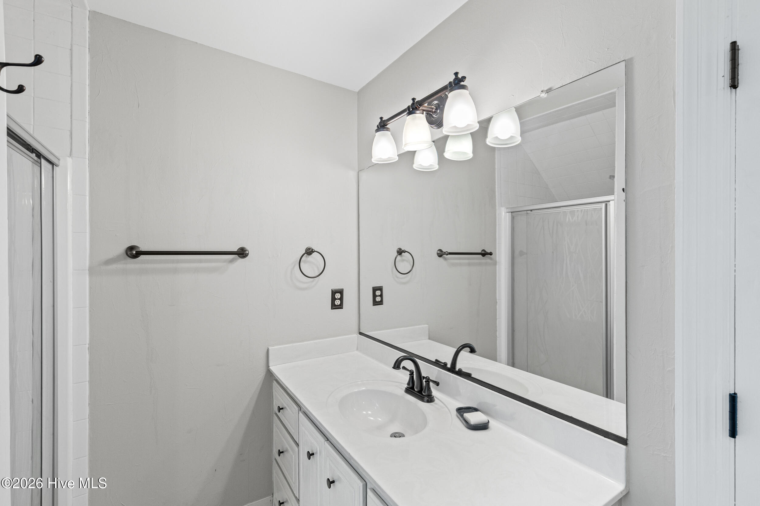829 Woodberry Drive Property Photo 28