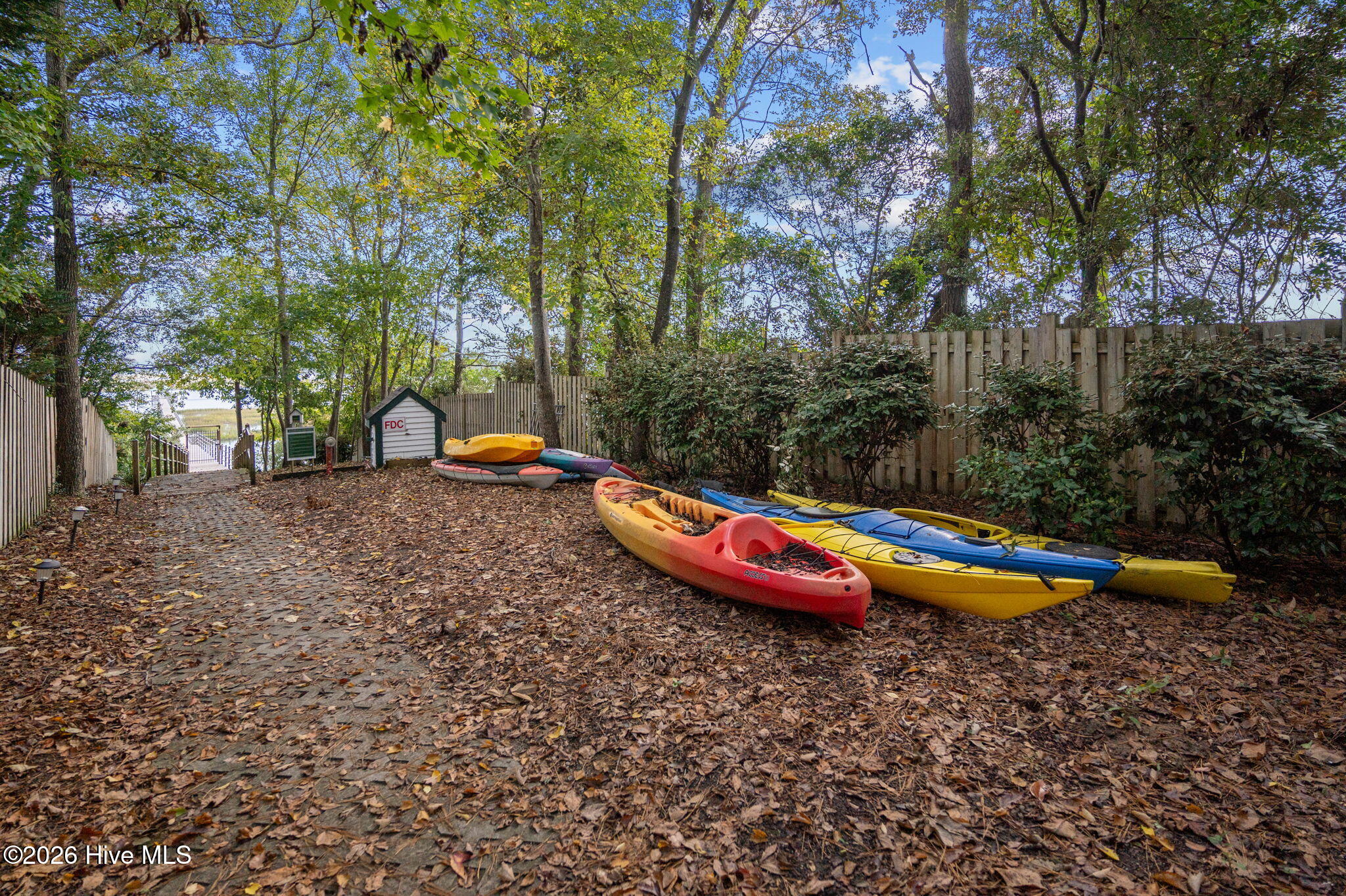 1421 Halcyon Lane Property Photo 3