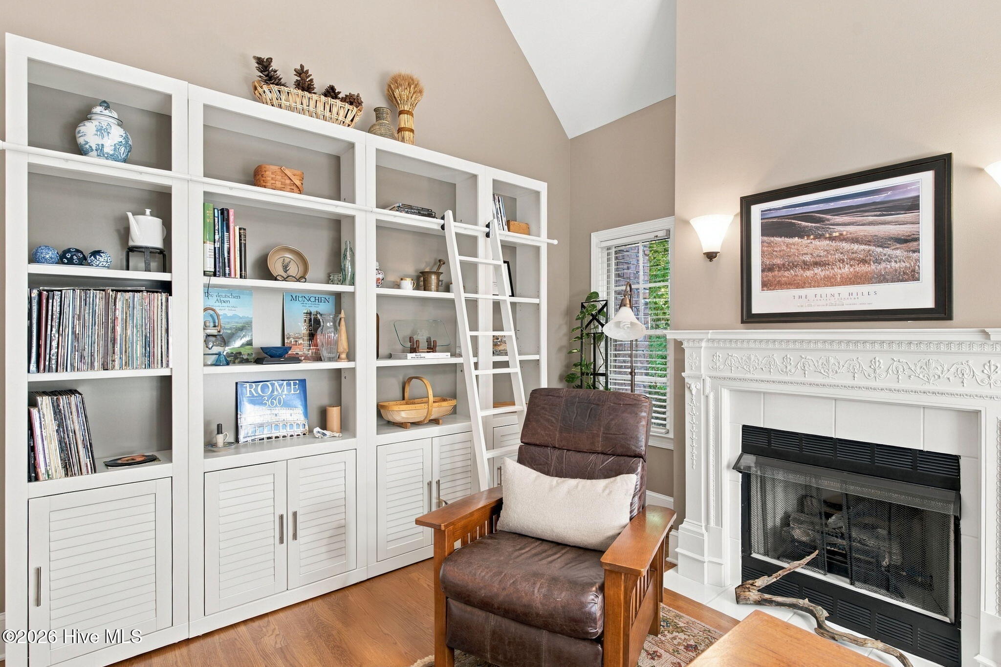 1421 Halcyon Lane Property Photo 8