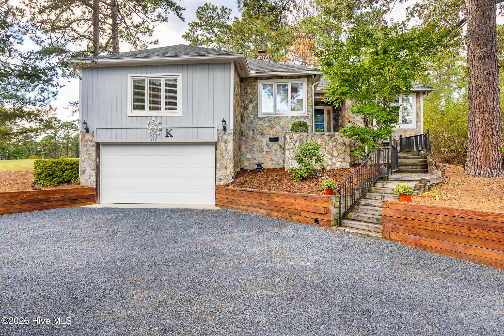 535 St Andrews Drive Property Photo 1