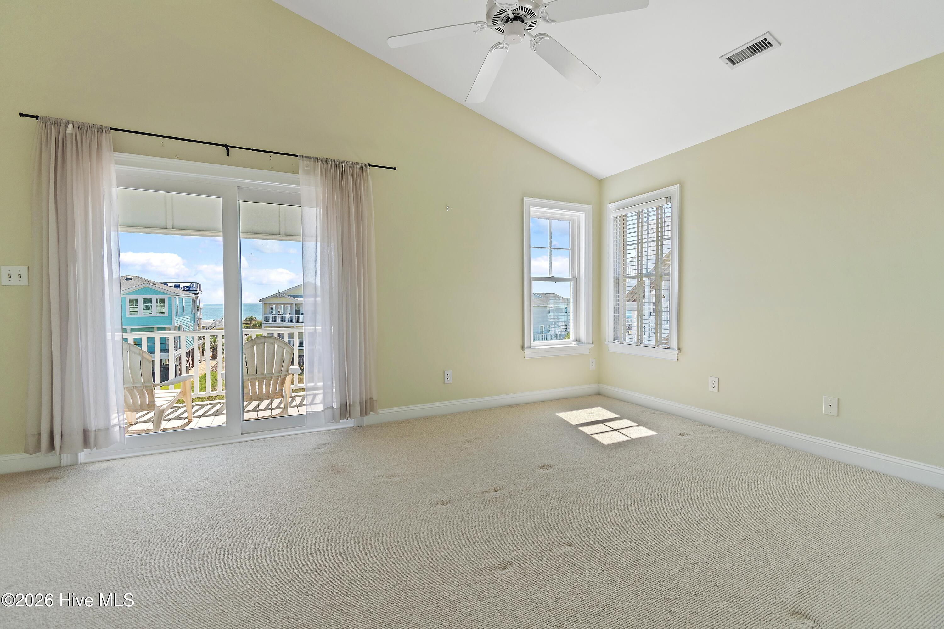 158 Brunswick Avenue E Property Photo 22
