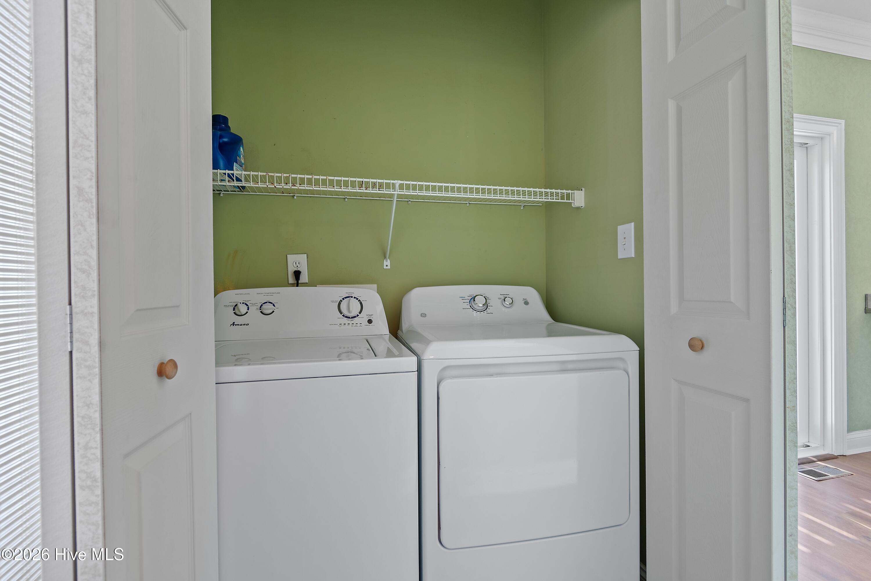 158 Brunswick Avenue E Property Photo 31