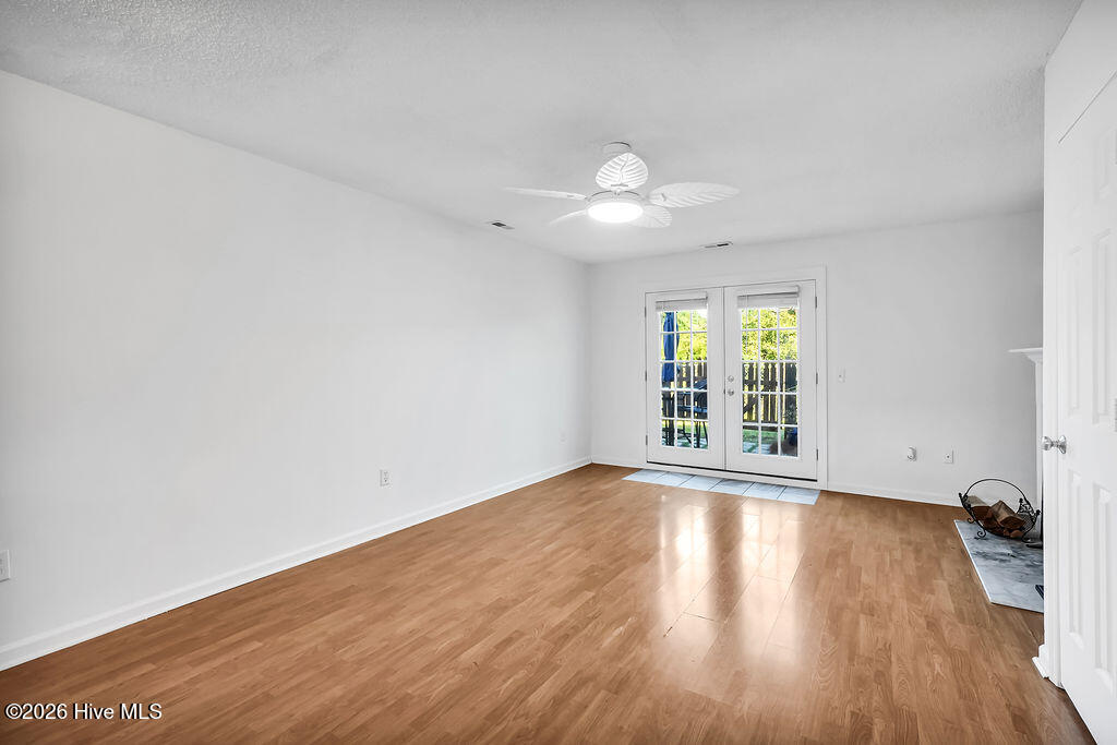 106 Lullwater Drive Unit B Property Photo 17