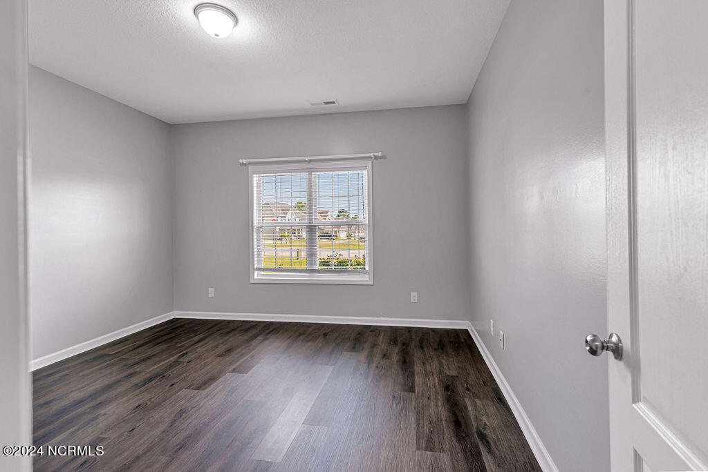 402 Derrick Drive Property Photo 29