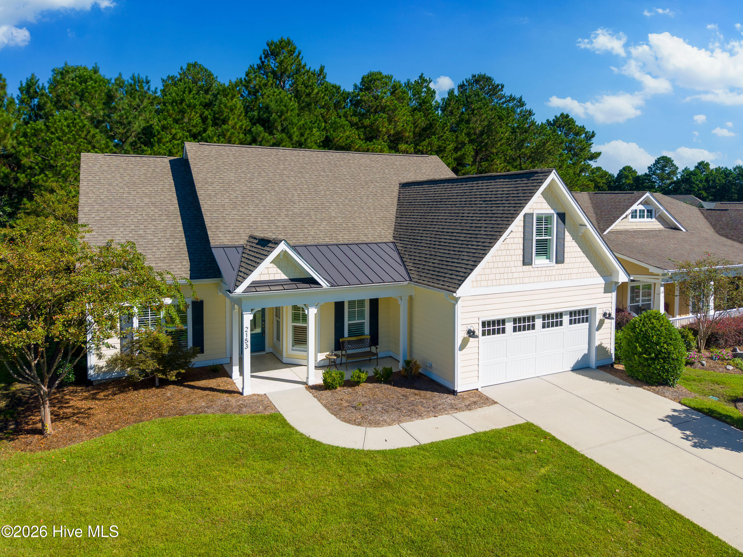 2153 Forest View Circle Property Photo 1