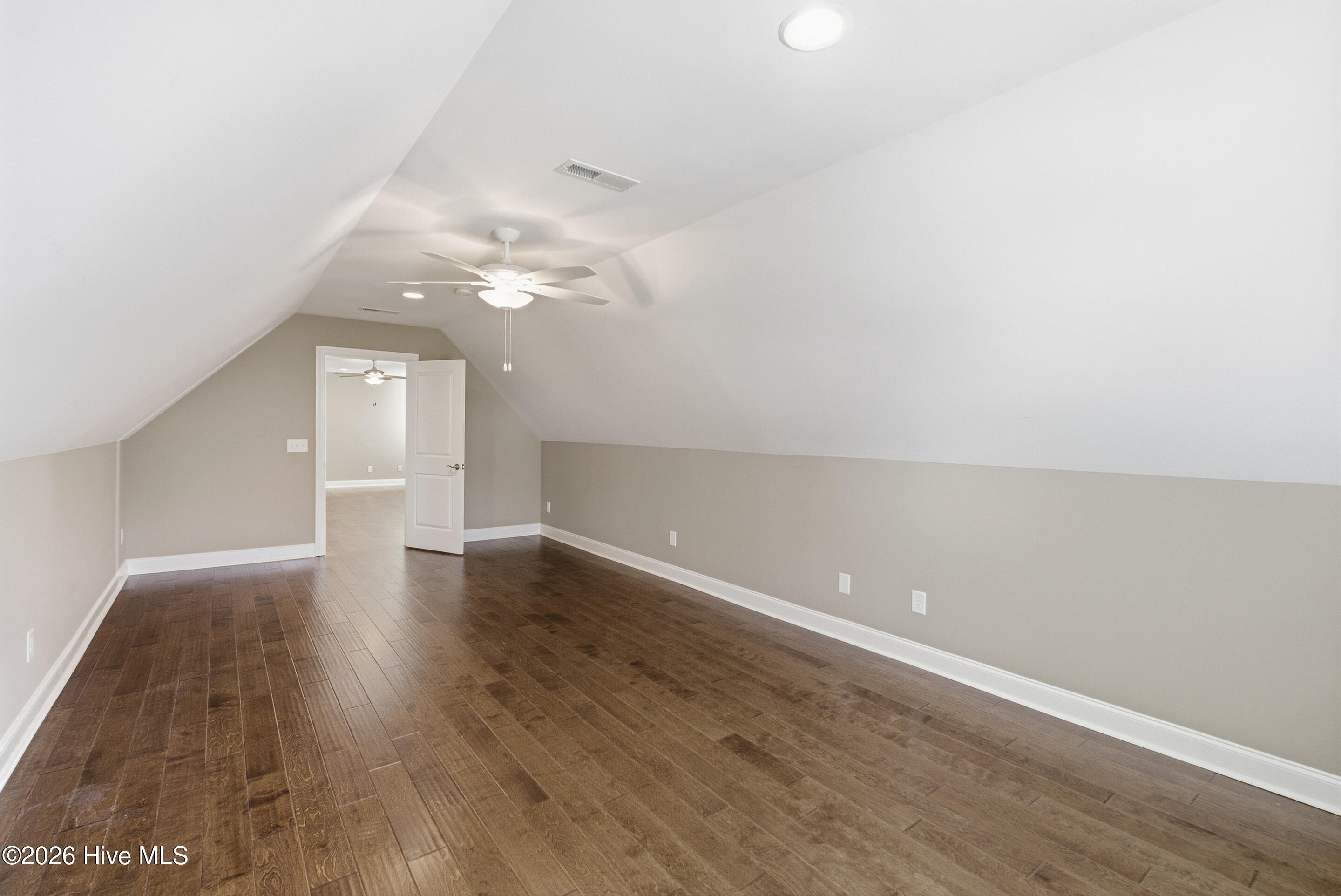 2153 Forest View Circle Property Photo 48
