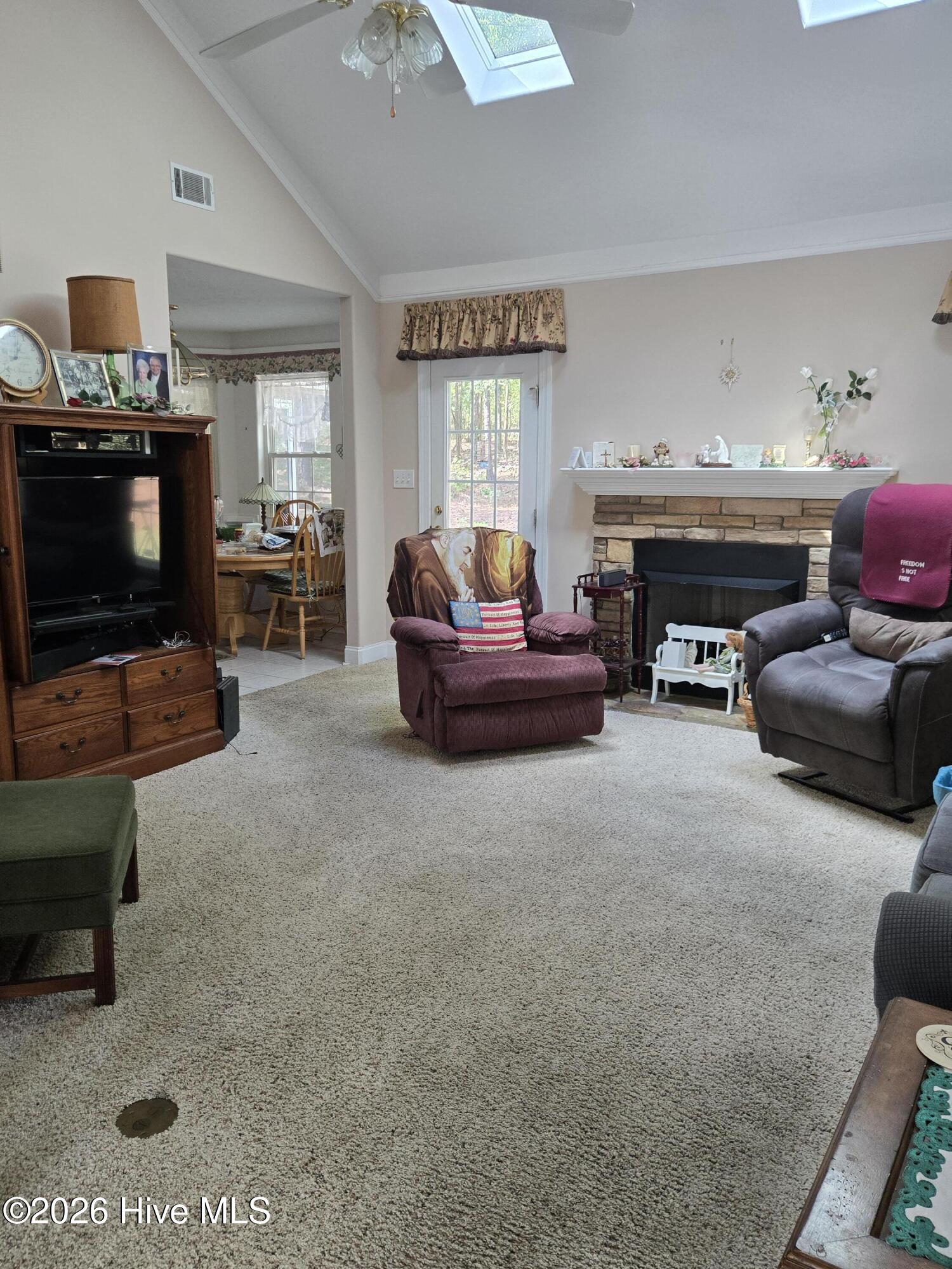 112 Cypress Drive Property Photo 5