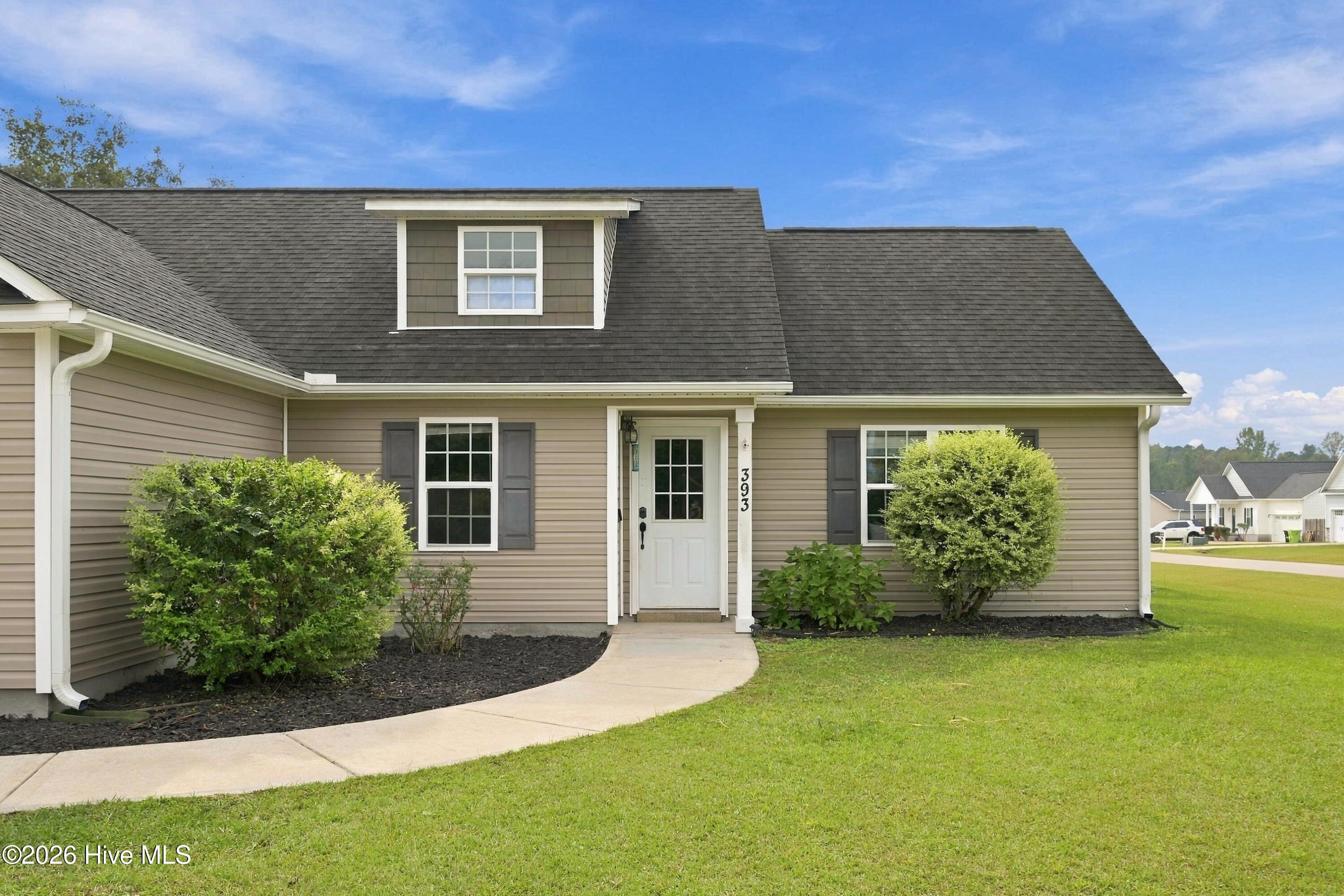 393 Haw Branch Road Property Photo 3