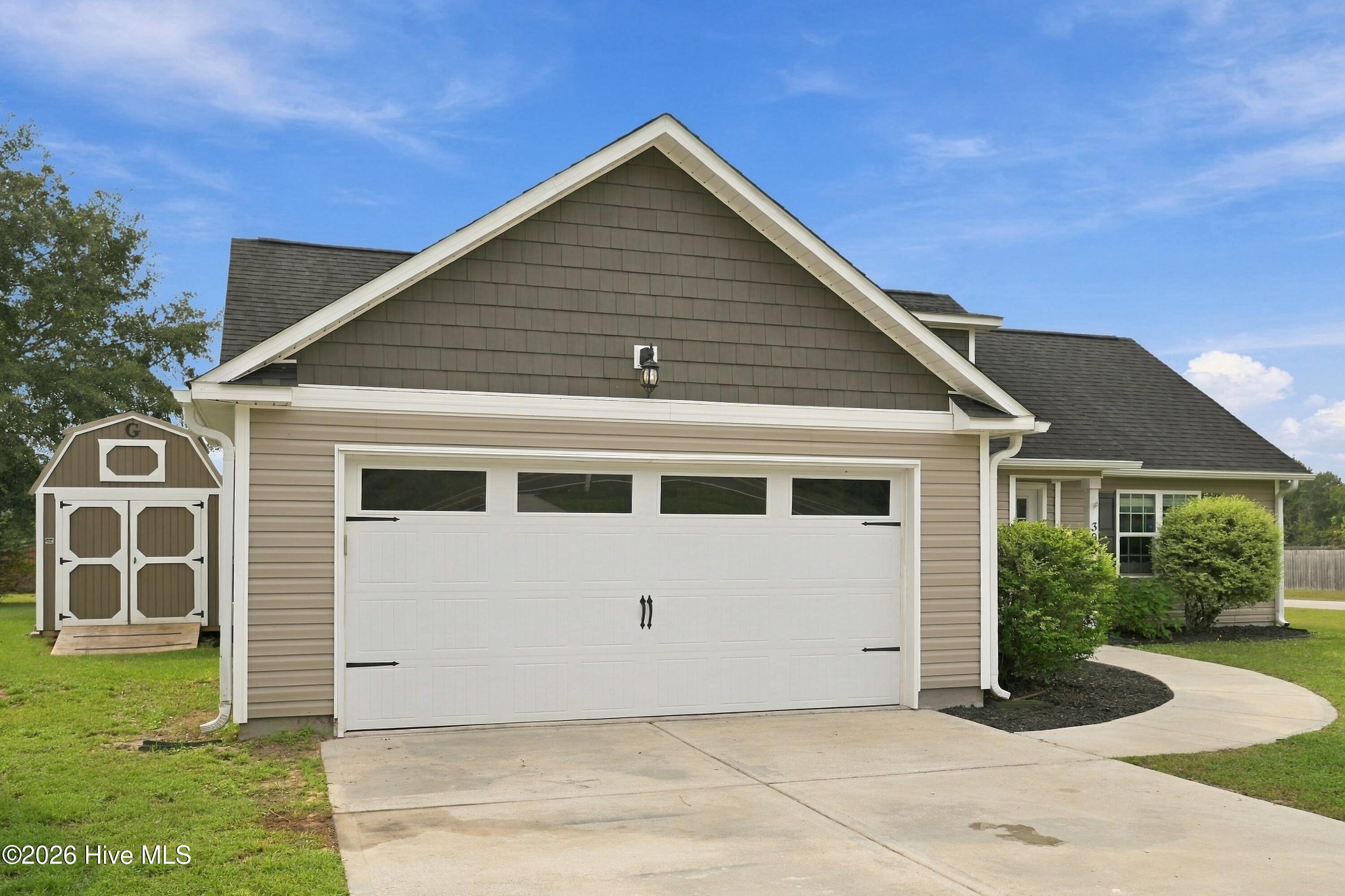 393 Haw Branch Road Property Photo 7