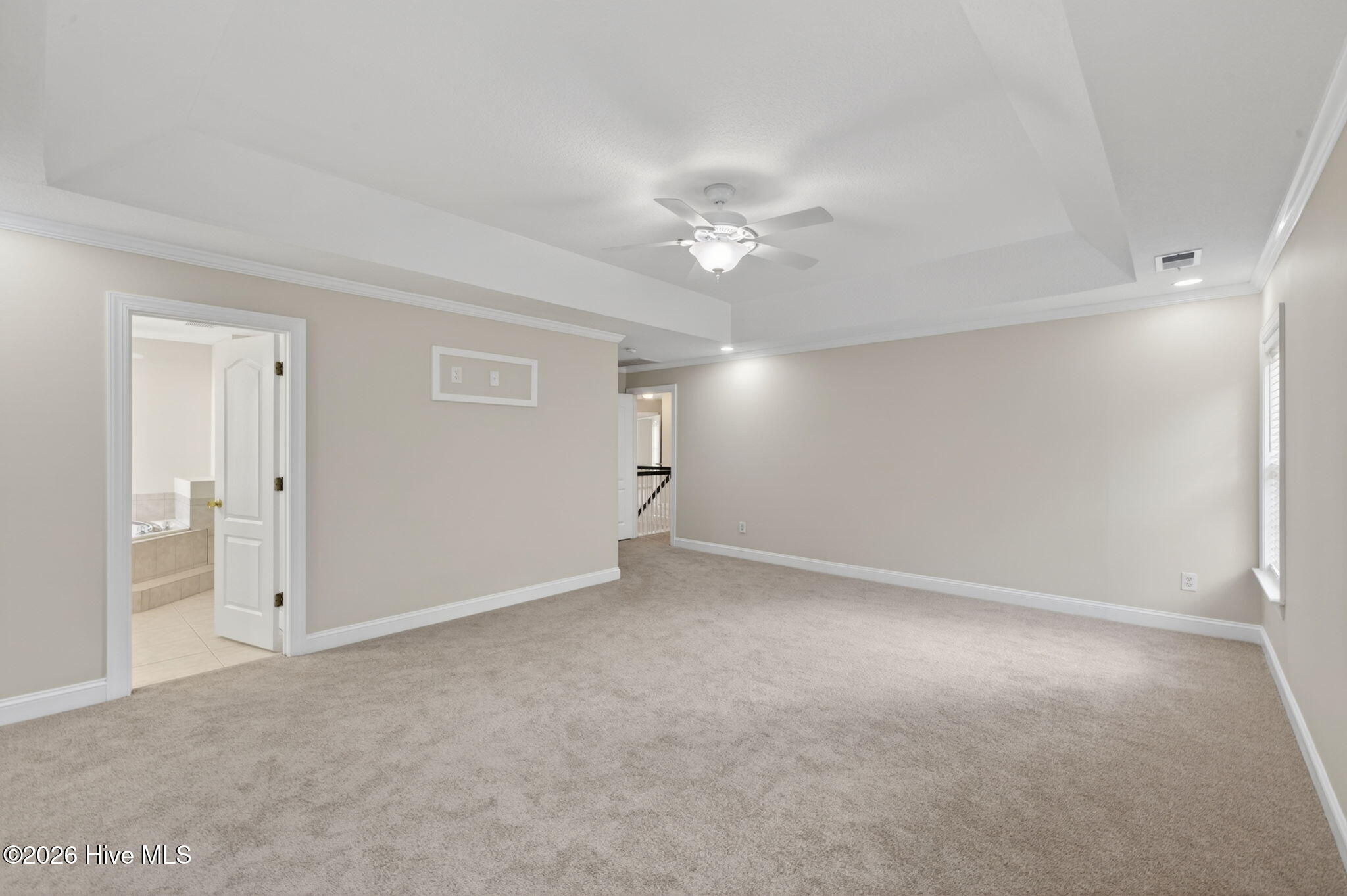 320 Green View Road Property Photo 19