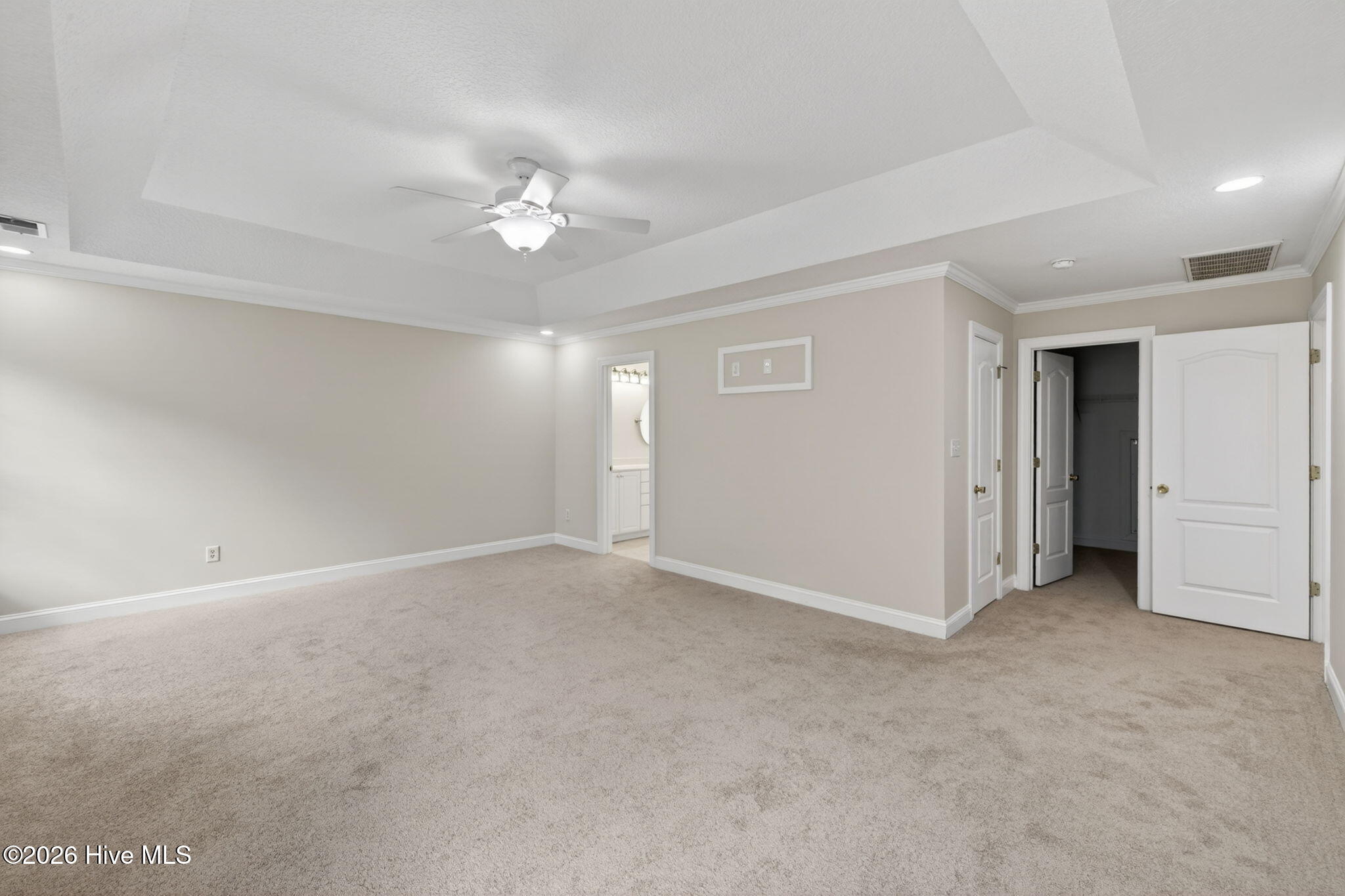 320 Green View Road Property Photo 20