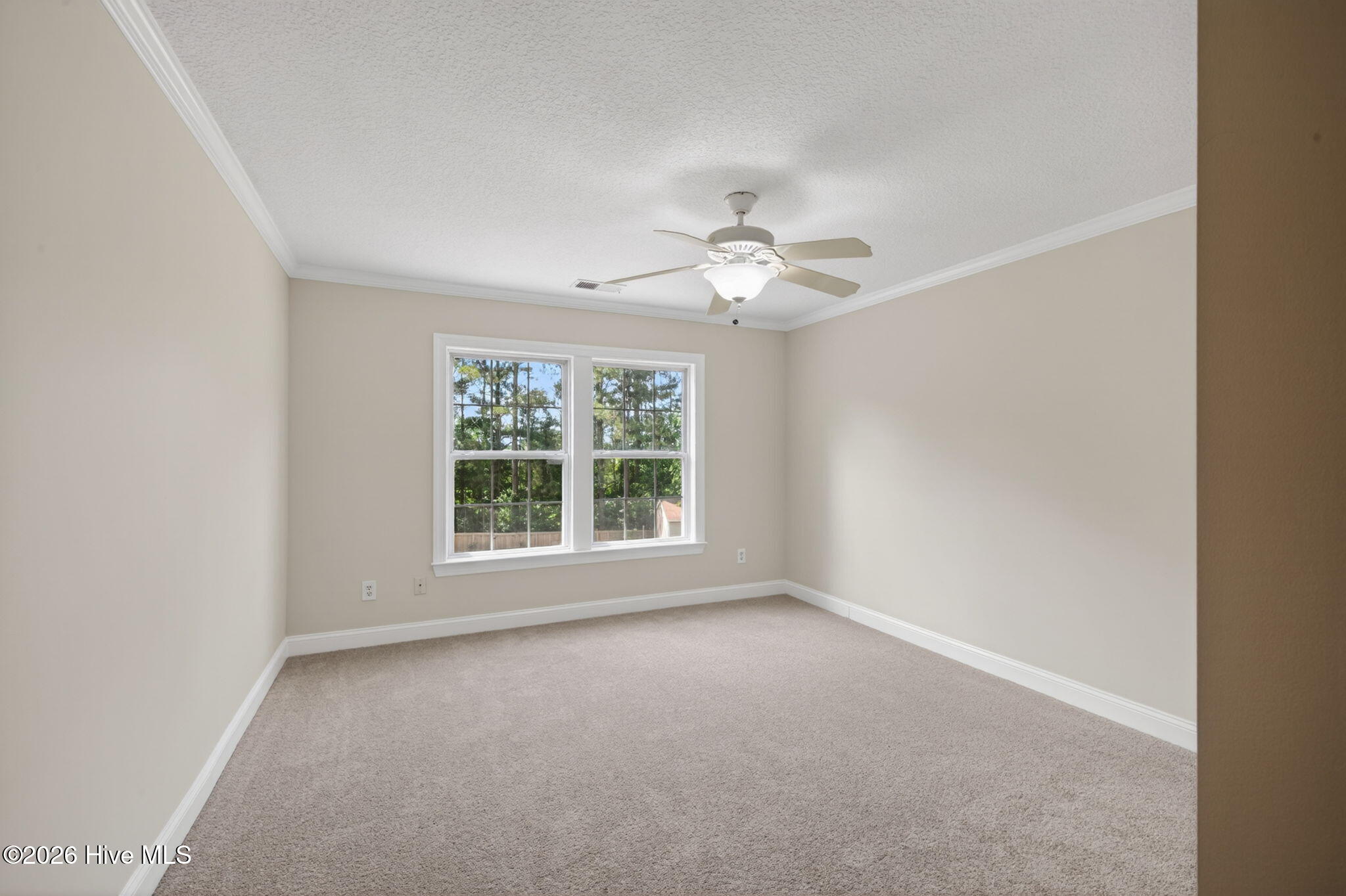 320 Green View Road Property Photo 30