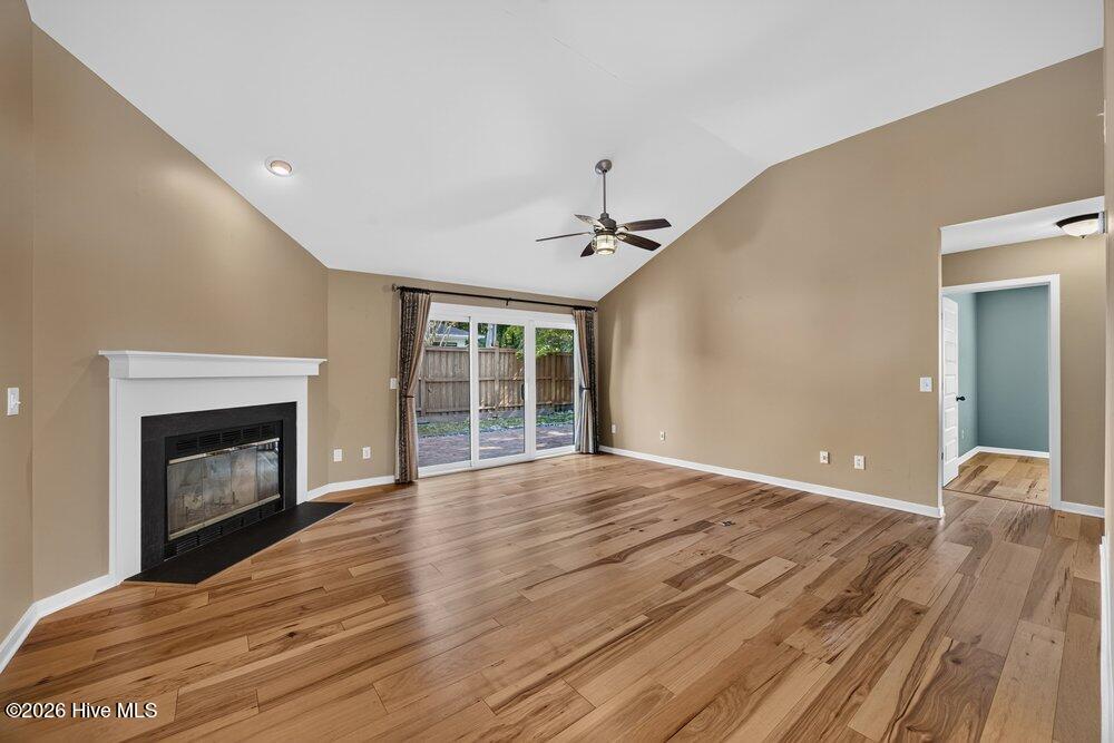 1009 Bay Creek Drive Property Photo 6