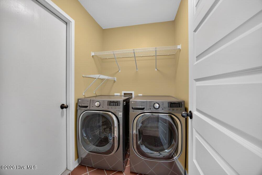 1009 Bay Creek Drive Property Photo 27