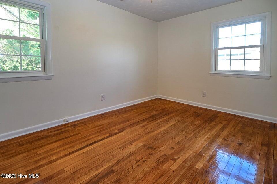 15 Oxford Drive Property Photo 21