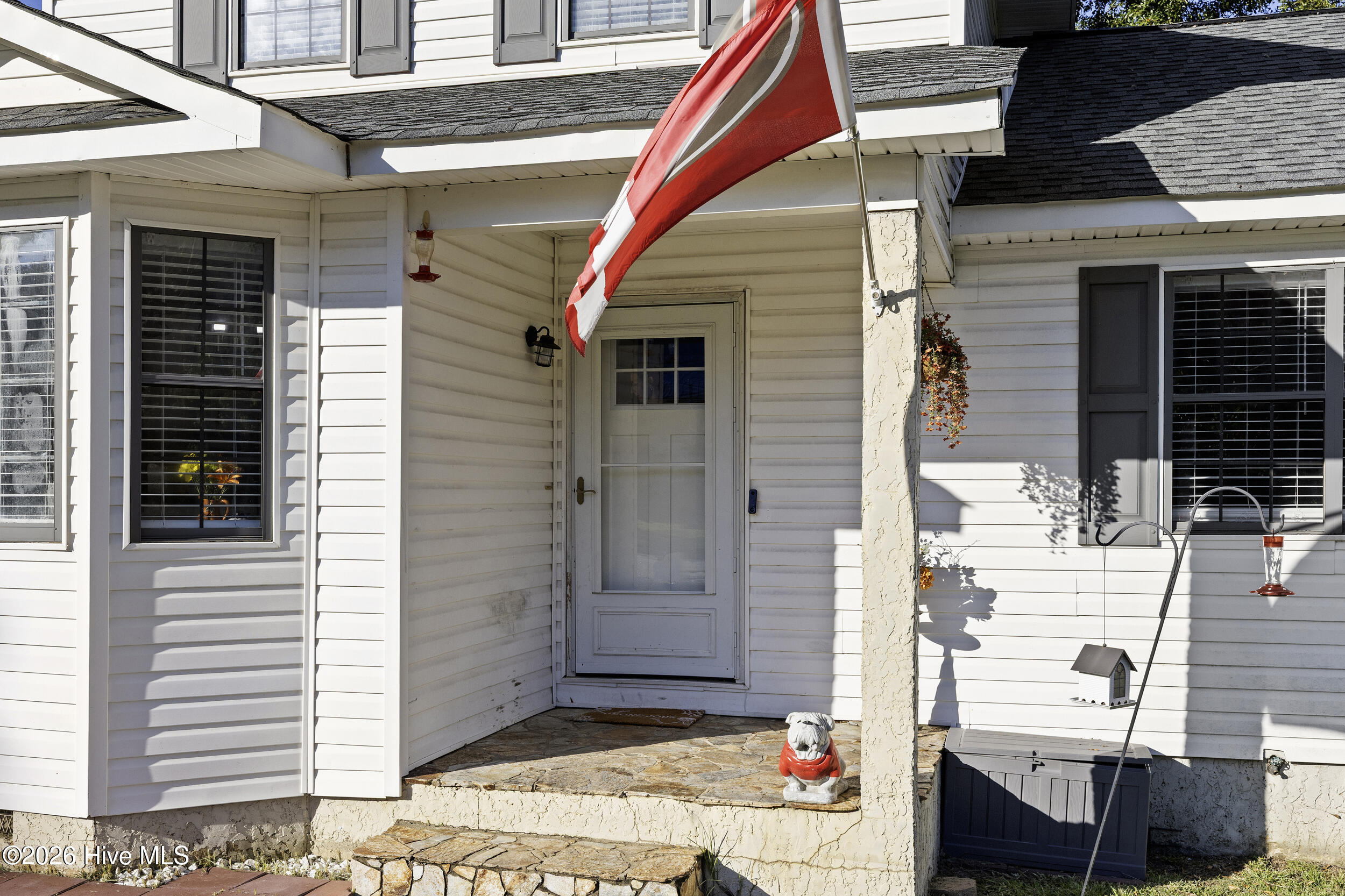 4109 Clinton Way E Property Photo 6