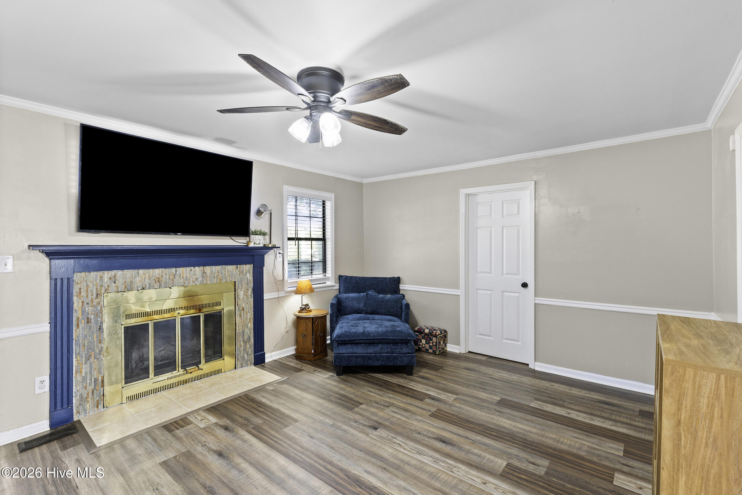 4109 Clinton Way E Property Photo 12