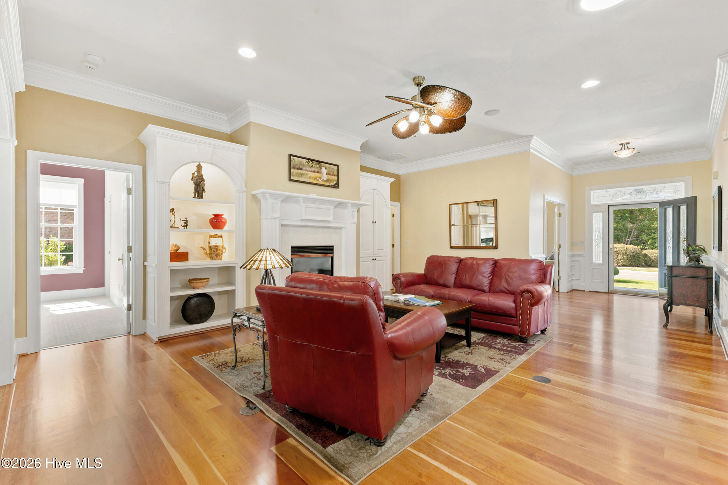 1635 Grandiflora Drive Property Photo 9