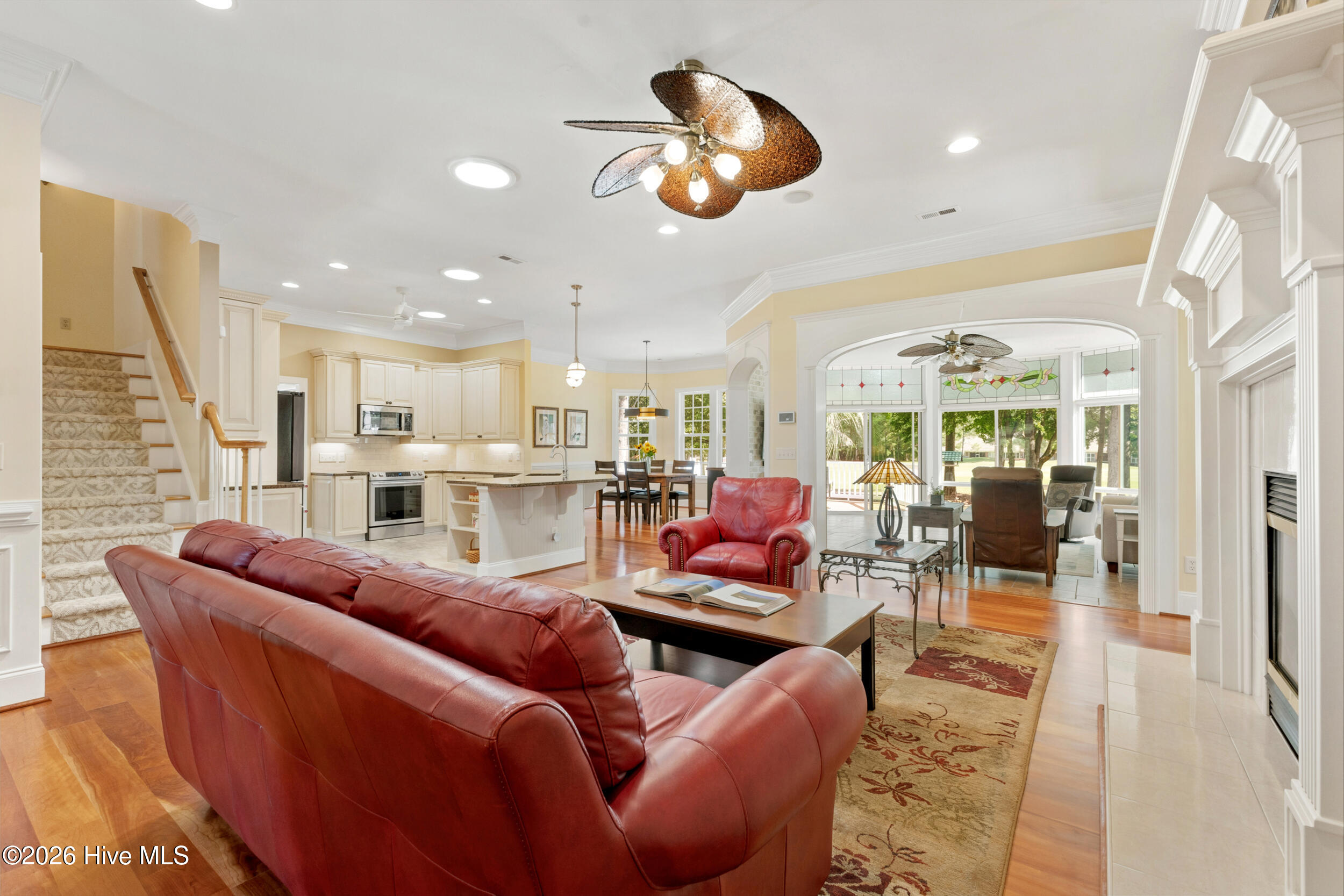 1635 Grandiflora Drive Property Photo 10
