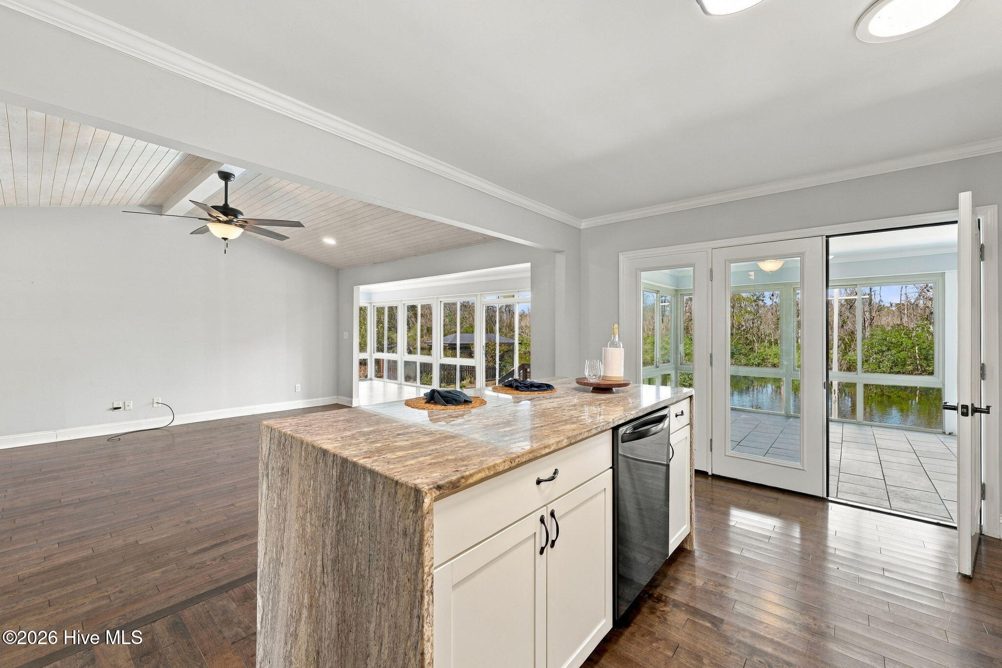 103 Lantern Lane Property Photo 11