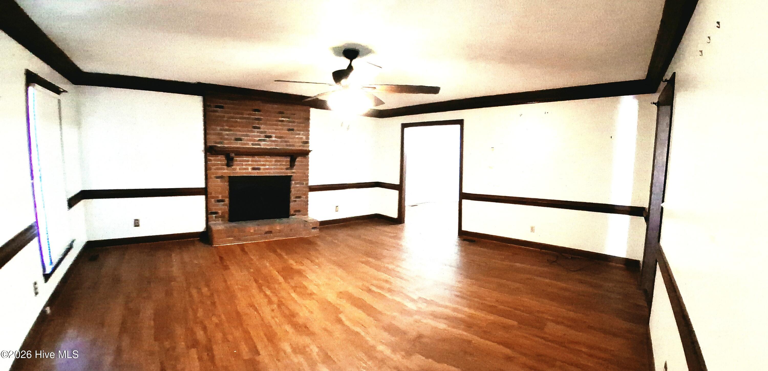 3206 Fieldstream Drive N Property Photo 2
