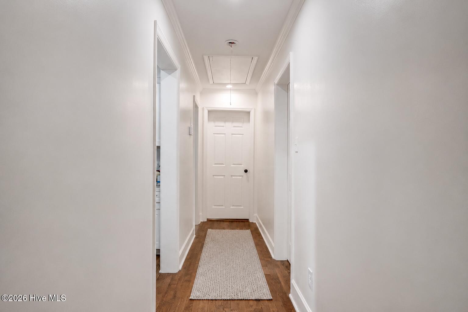 1008 Merry Street Property Photo 8