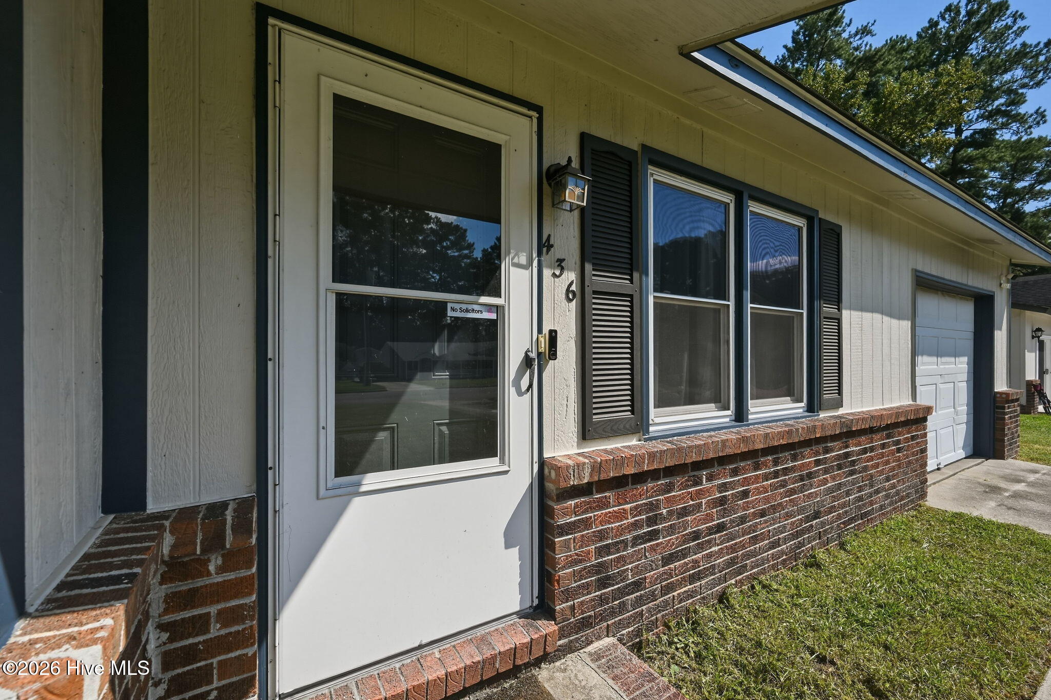 436 Kenwood Drive Property Photo 2