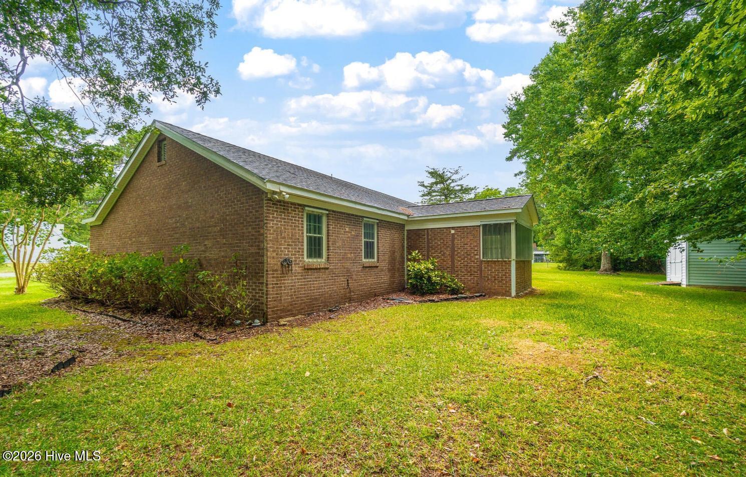 706 Barbour Road Property Photo 5