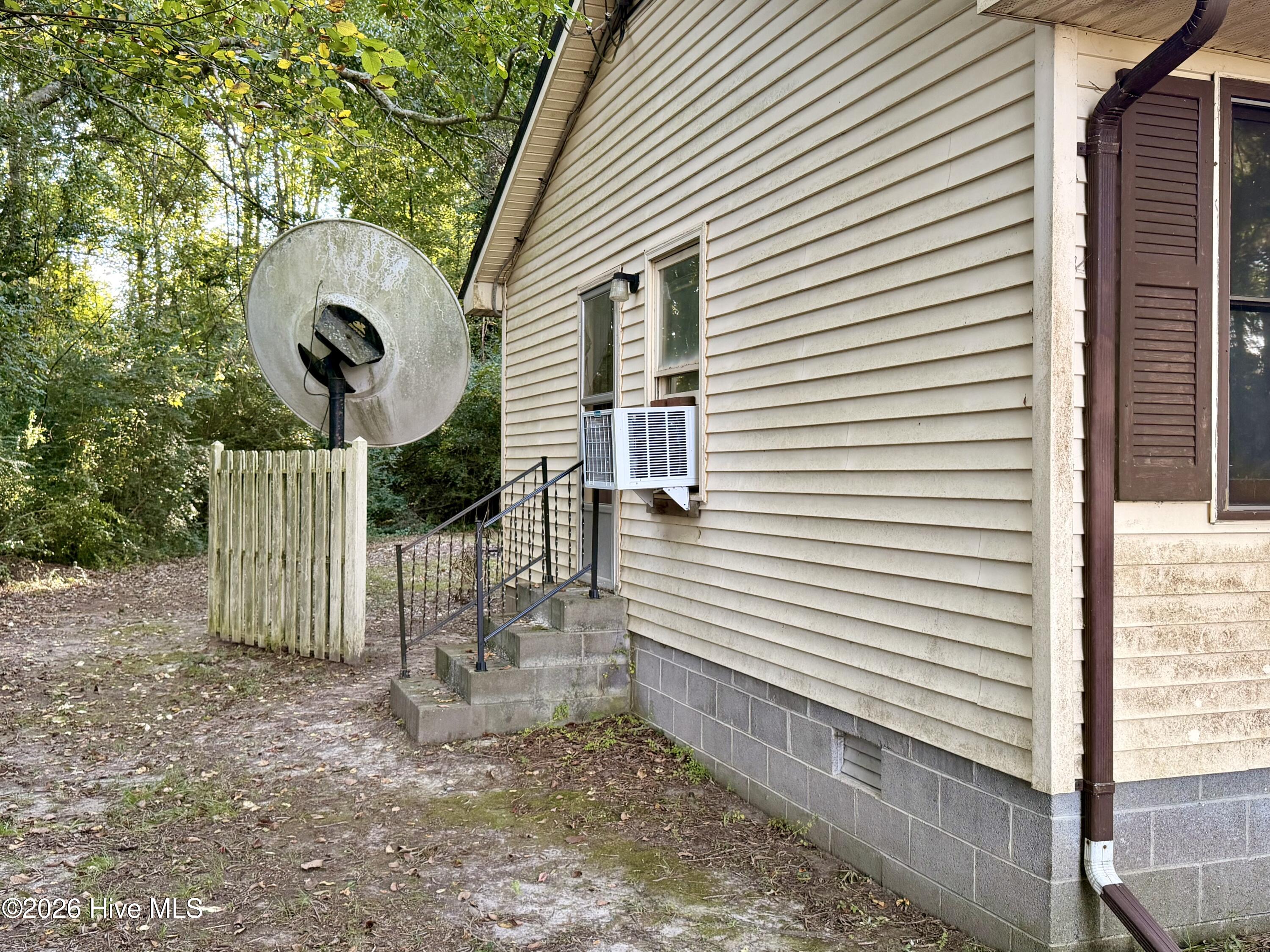 670 New Hope Road Property Photo 10