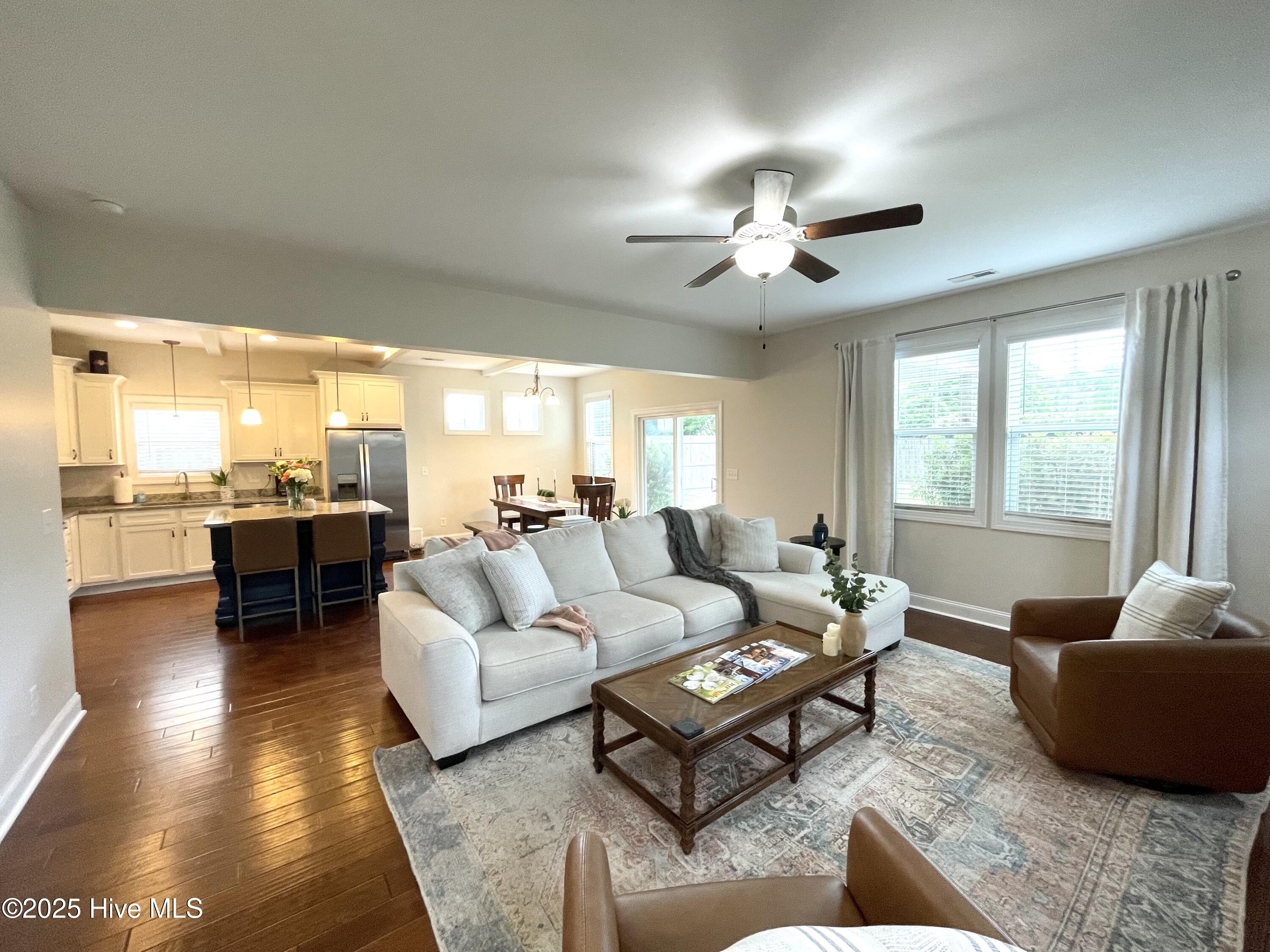 208 Abaco Drive W Property Photo 4