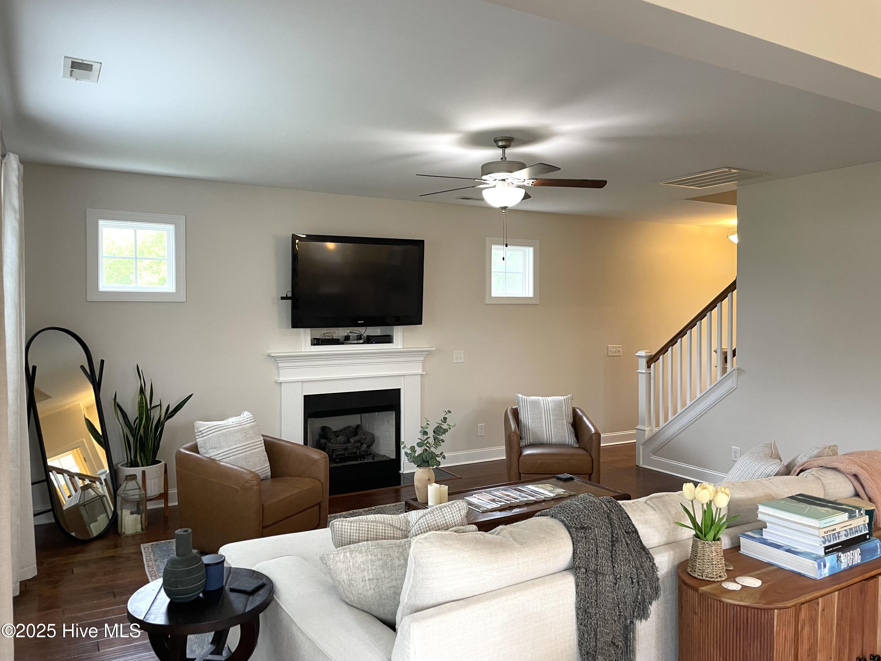 208 Abaco Drive W Property Photo 5