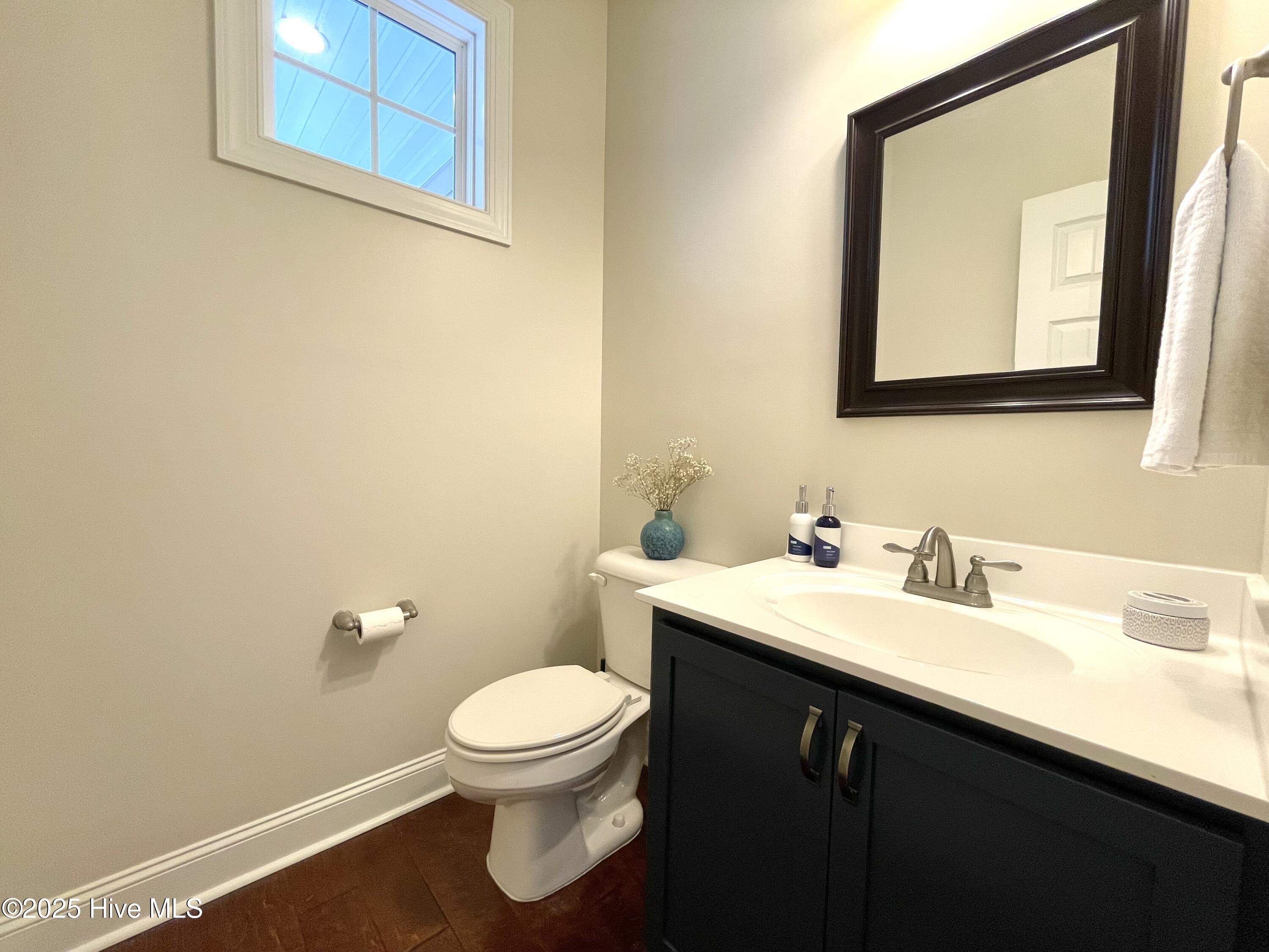 208 Abaco Drive W Property Photo 16