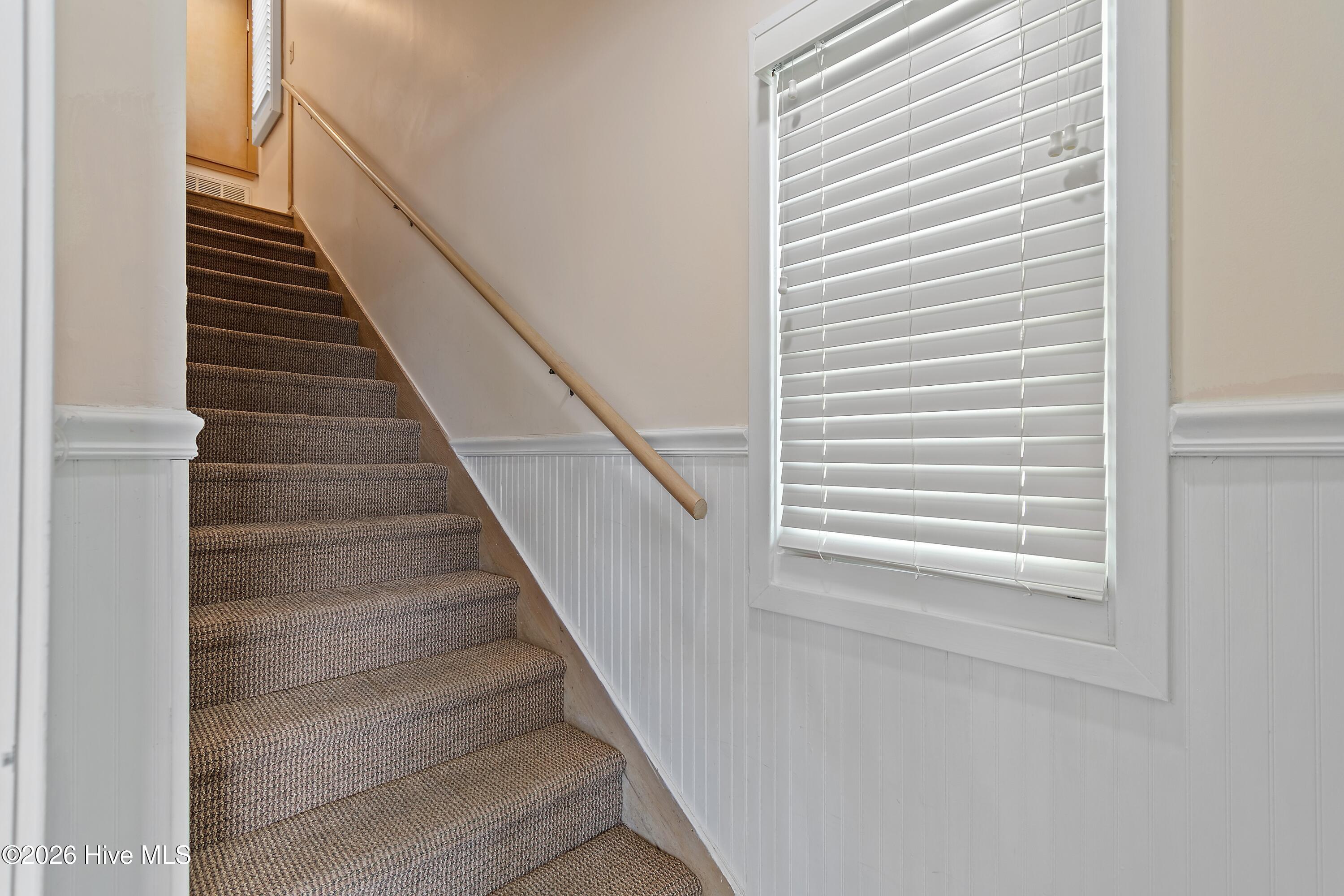 20 E Columbia Street A Property Photo 10