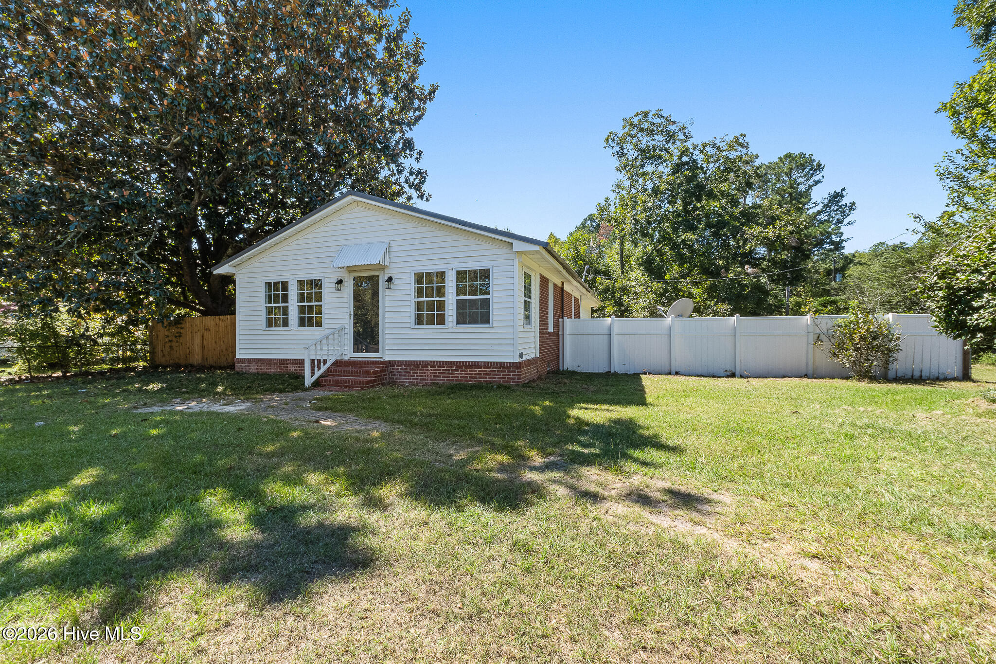 608 Woodyard Road Property Photo 1