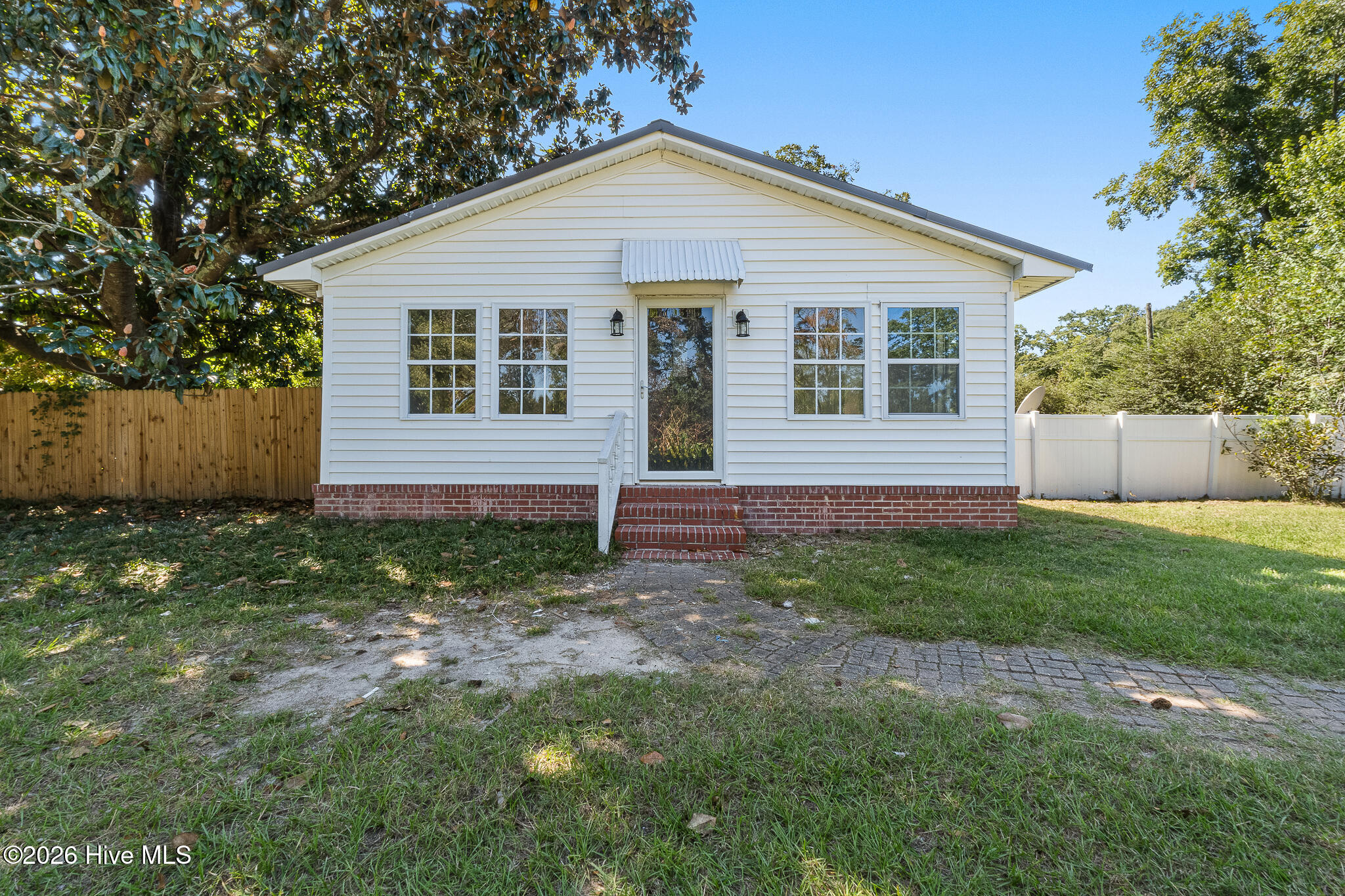 608 Woodyard Road Property Photo 2