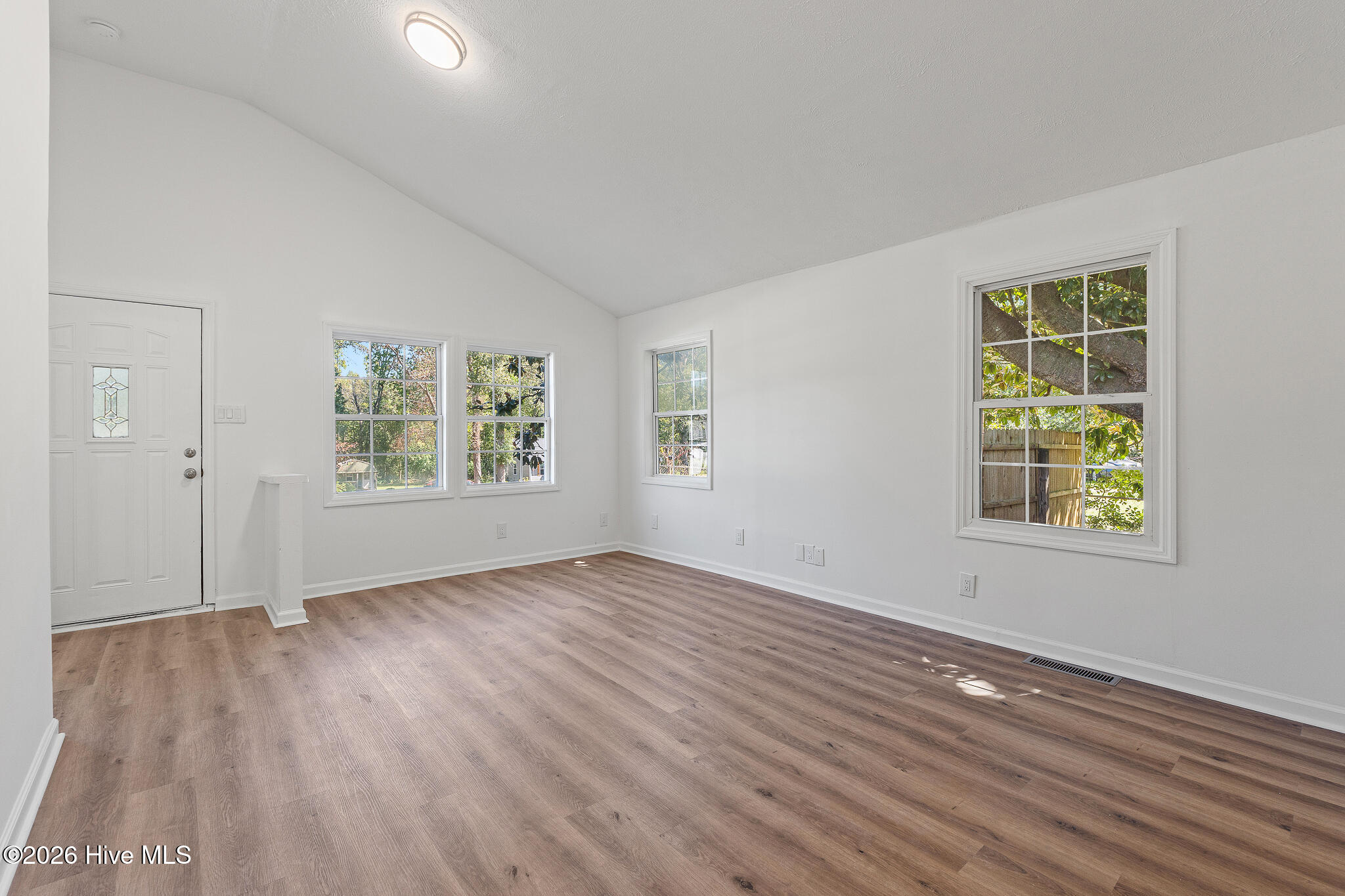 608 Woodyard Road Property Photo 7