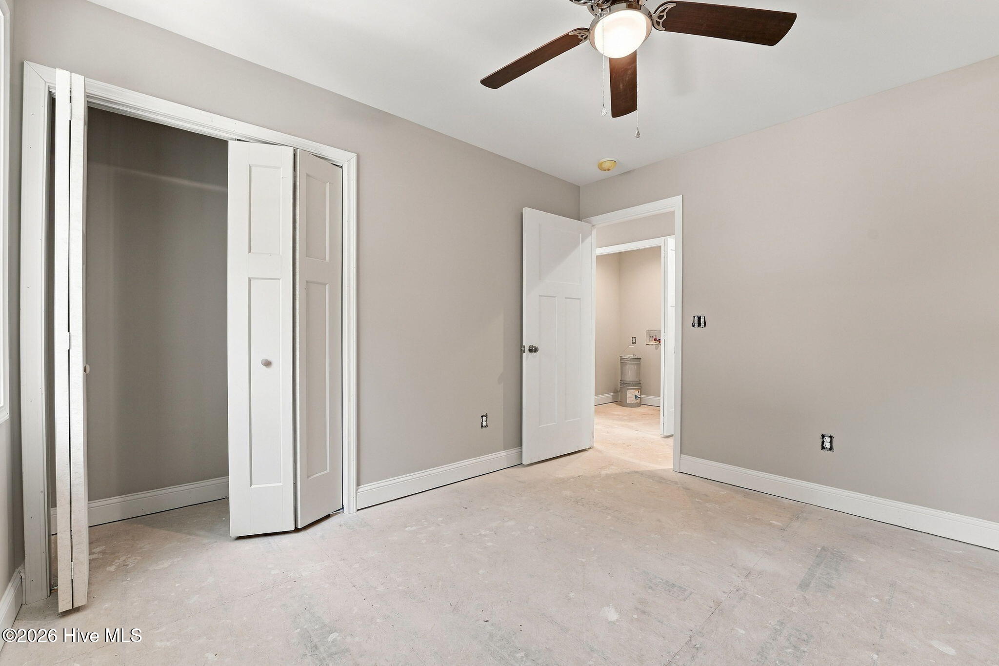 215 E Moore Street Property Photo 16
