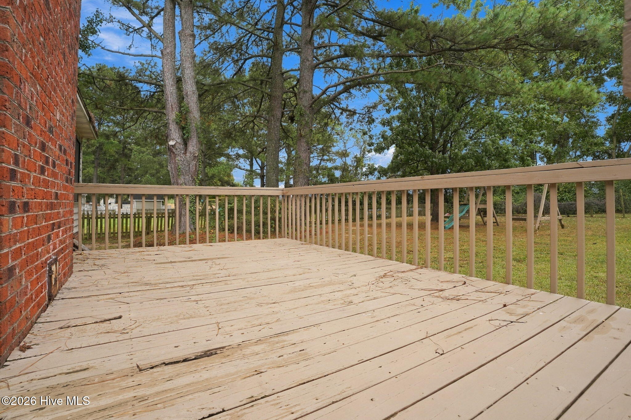 203 W Raintree Lane Property Photo 9