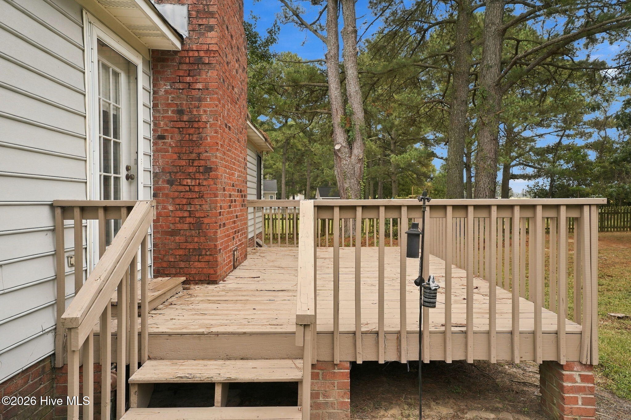 203 W Raintree Lane Property Photo 10