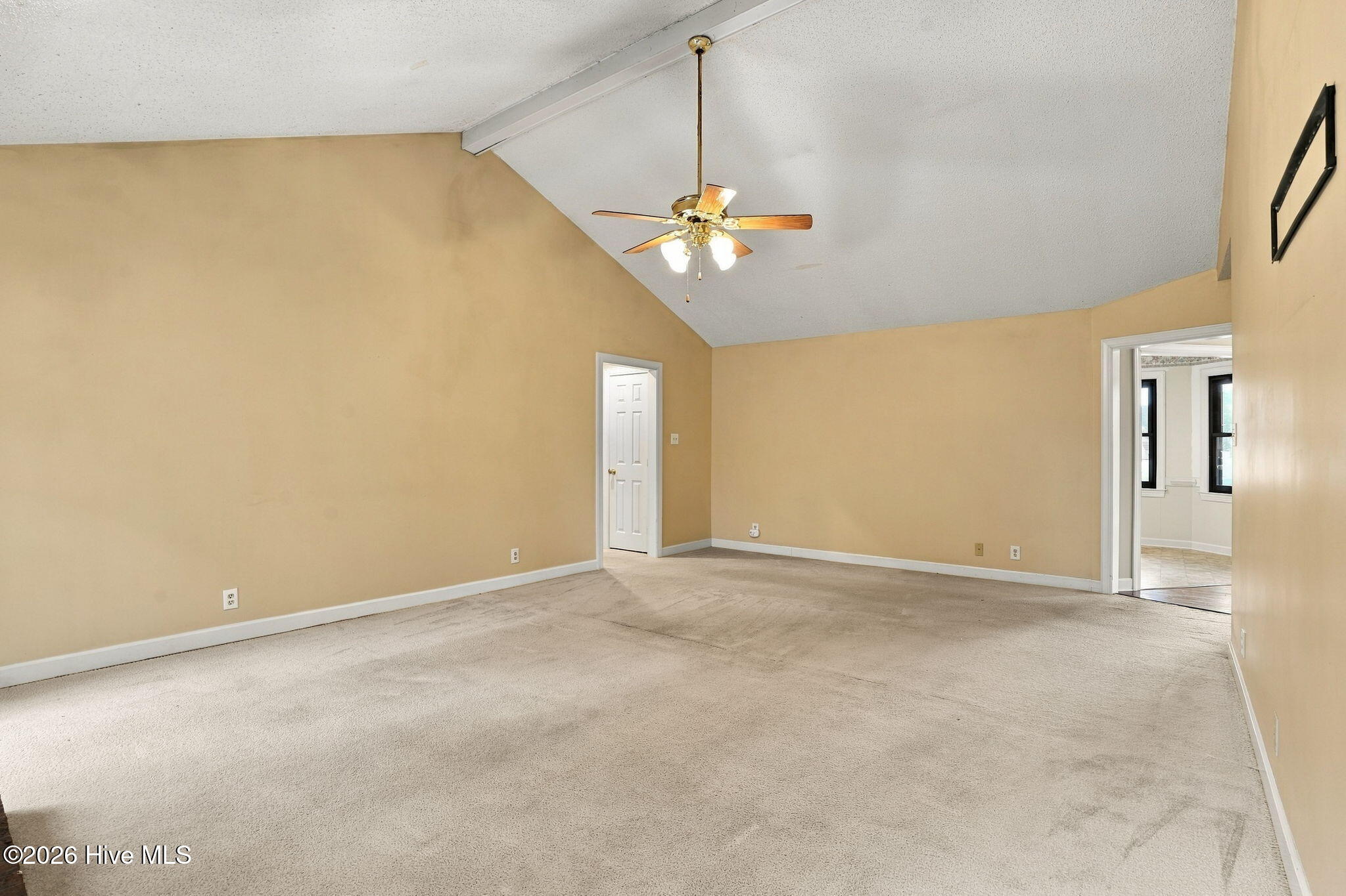 203 W Raintree Lane Property Photo 30