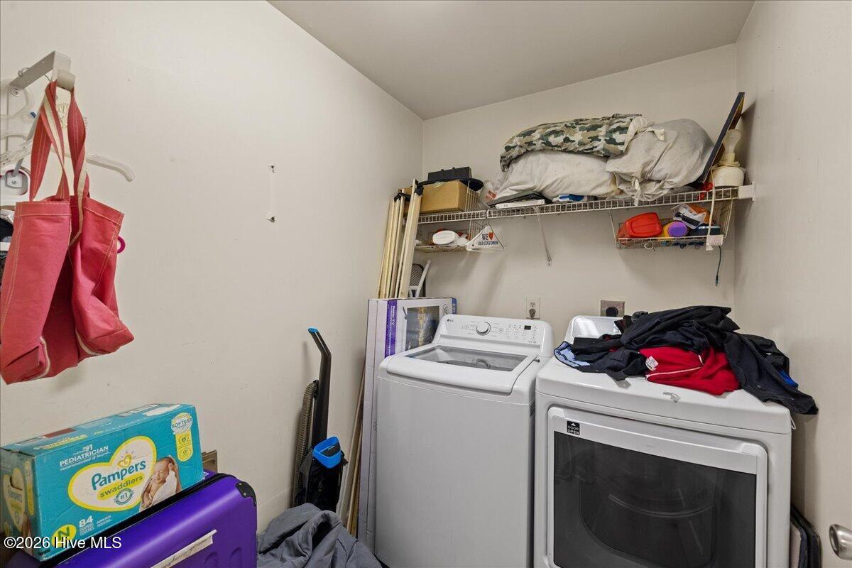 8203 Shadow Stone Court Property Photo 10