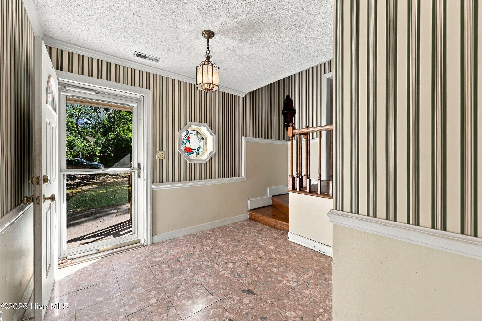 507 Eleanor Street Property Photo 7