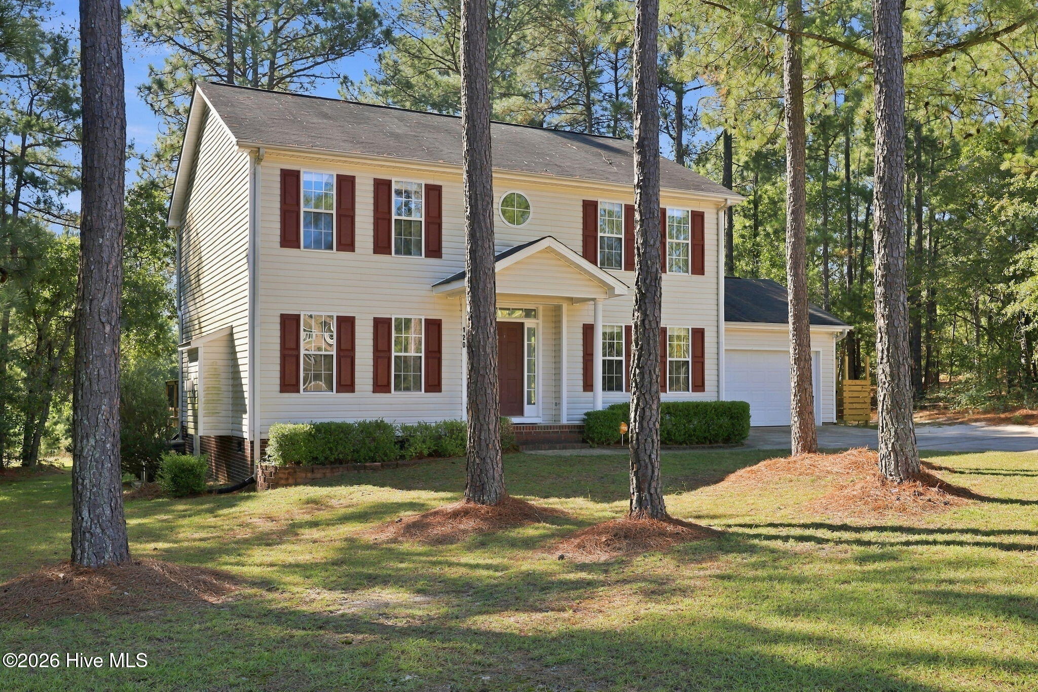120 Green Links Drive Property Photo 3